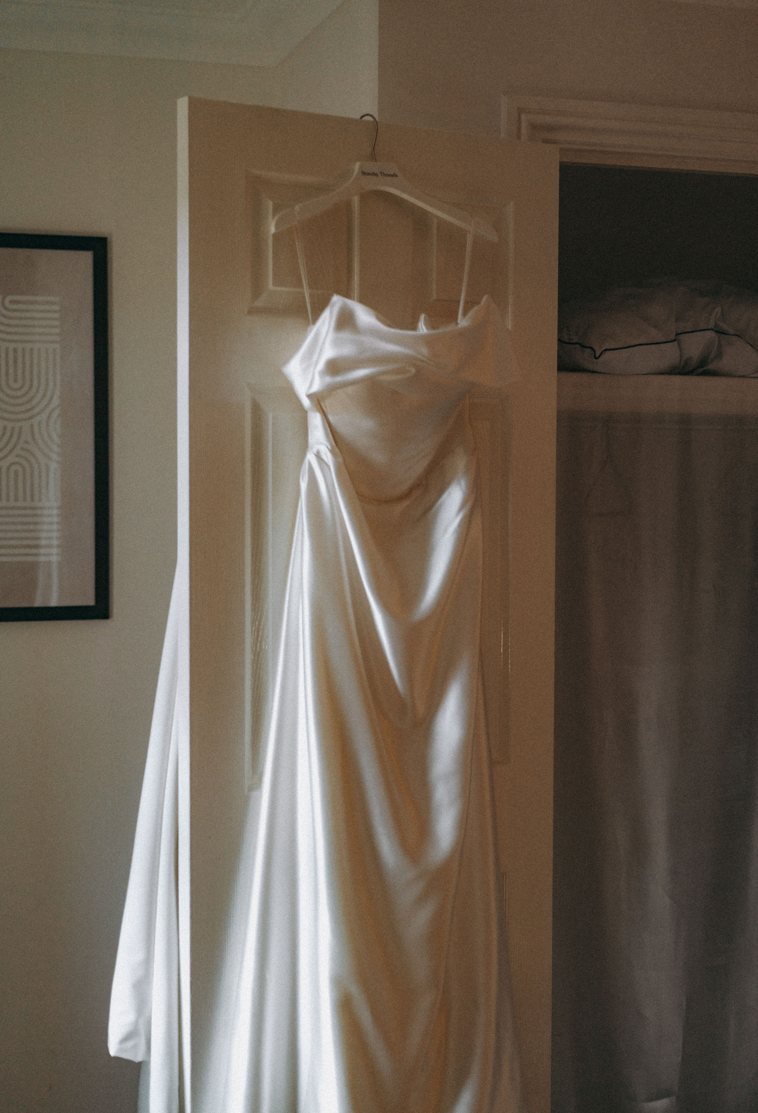 Elegant Modern Sainsburys Centre Wedding 7