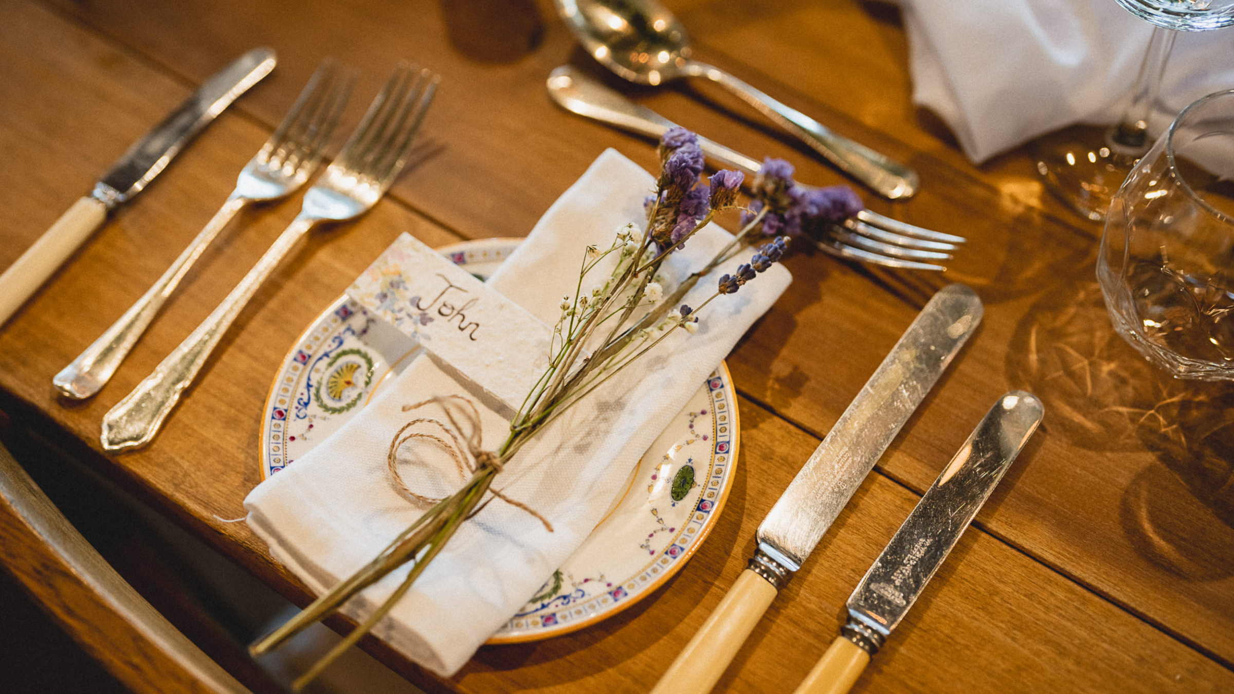 410 Wedding Photography Dewsall Court April Alex Lewis Fackrell Photography - A Classy & Elegant Sustainable Wedding at Dewsall Court with Flowers by Dorothy Seed 410 Wedding Photography Dewsall Court April Alex Lewis Fackrell Photography