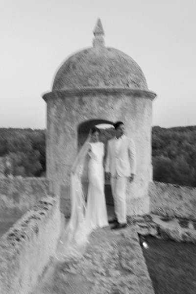 Sus Pons Wedding and Elopement Photographer