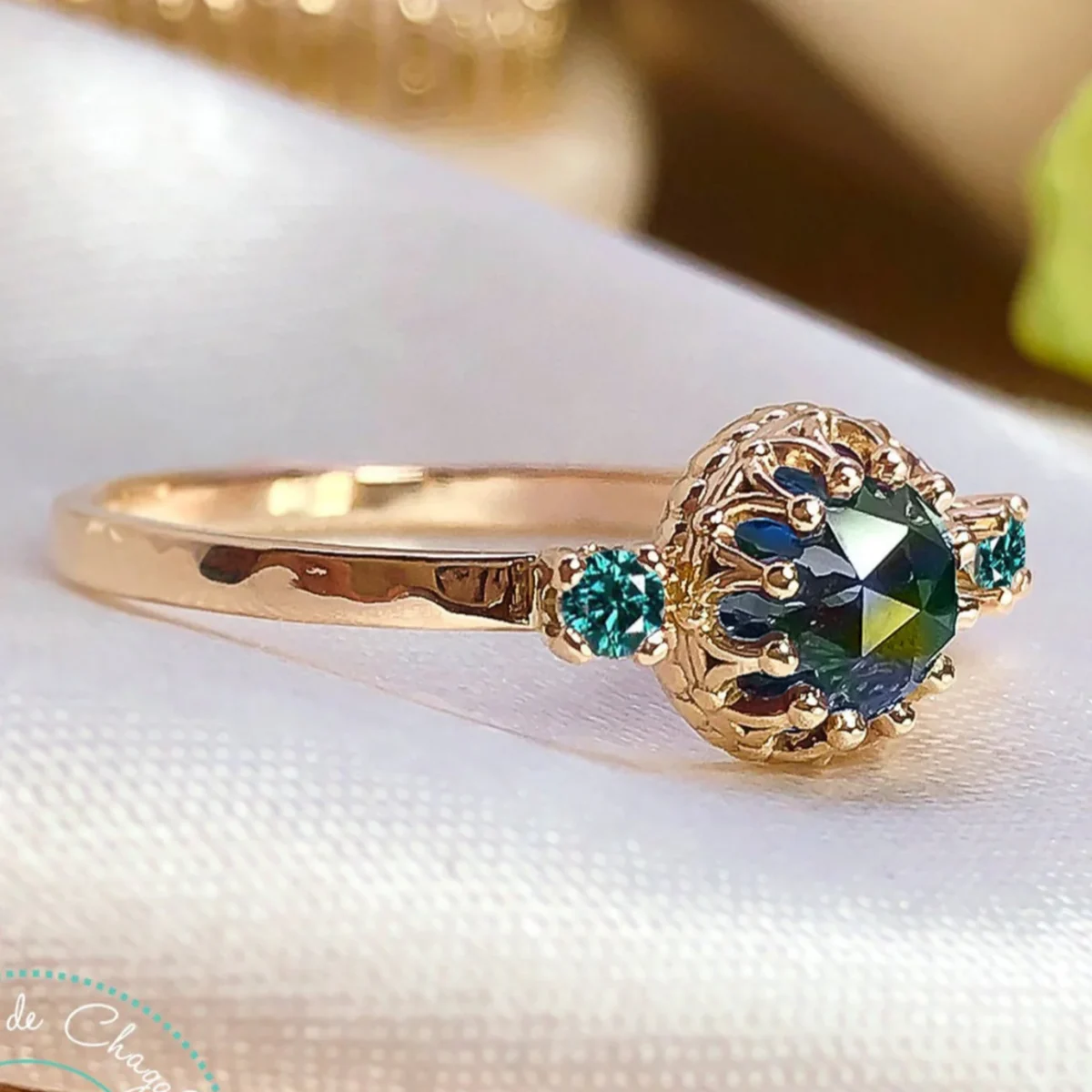Magnificent Moissanite & Diamond Engagement ring in 9ct/ 14ct /18ct Gold