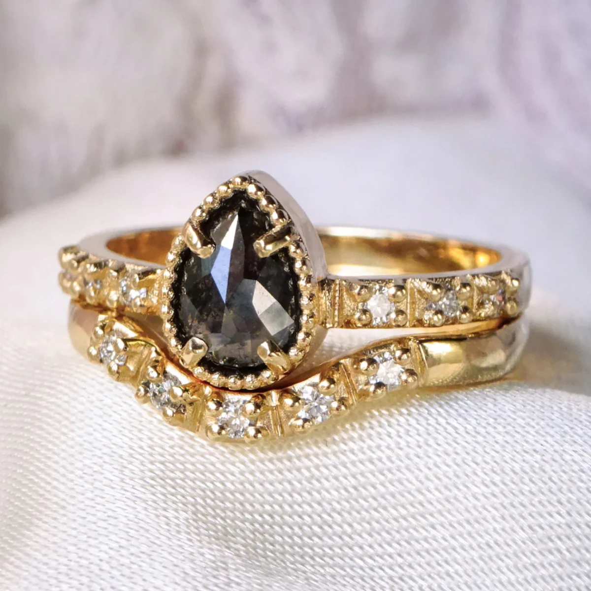 Alluring Pear S&P Diamond Pave Engagement Bridal ring set in 18ct / 14ct/ 9ct Gold