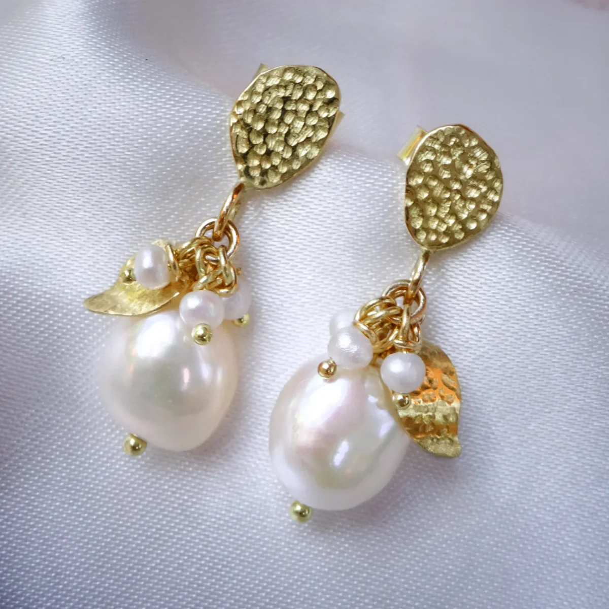 Cute White Keshi Pearl Leaves Earrings in solid 9ct / 14ct/ 18ct Yellow Gold