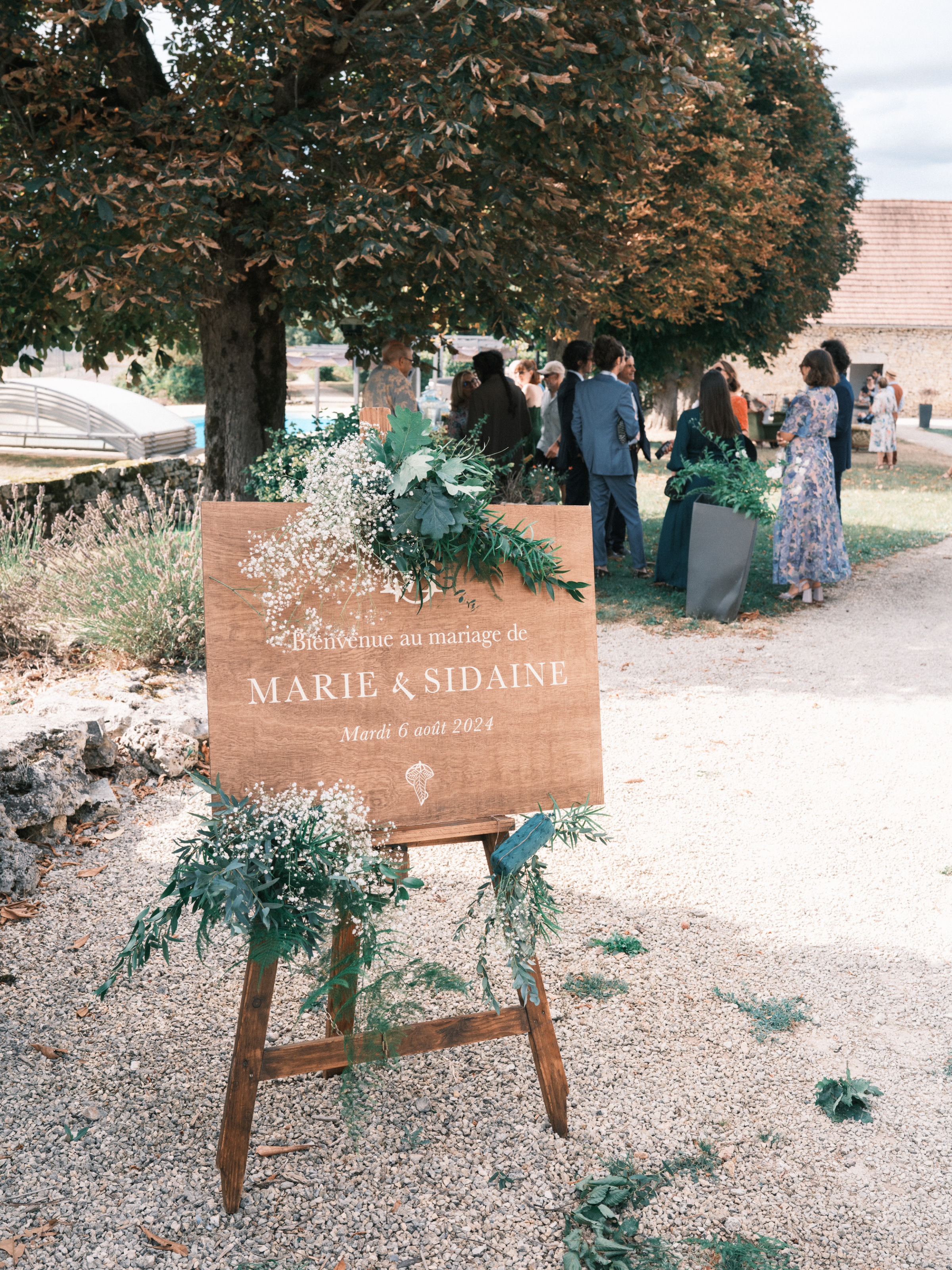 Danielle Frankel bride Chateau Lagut wedding 123