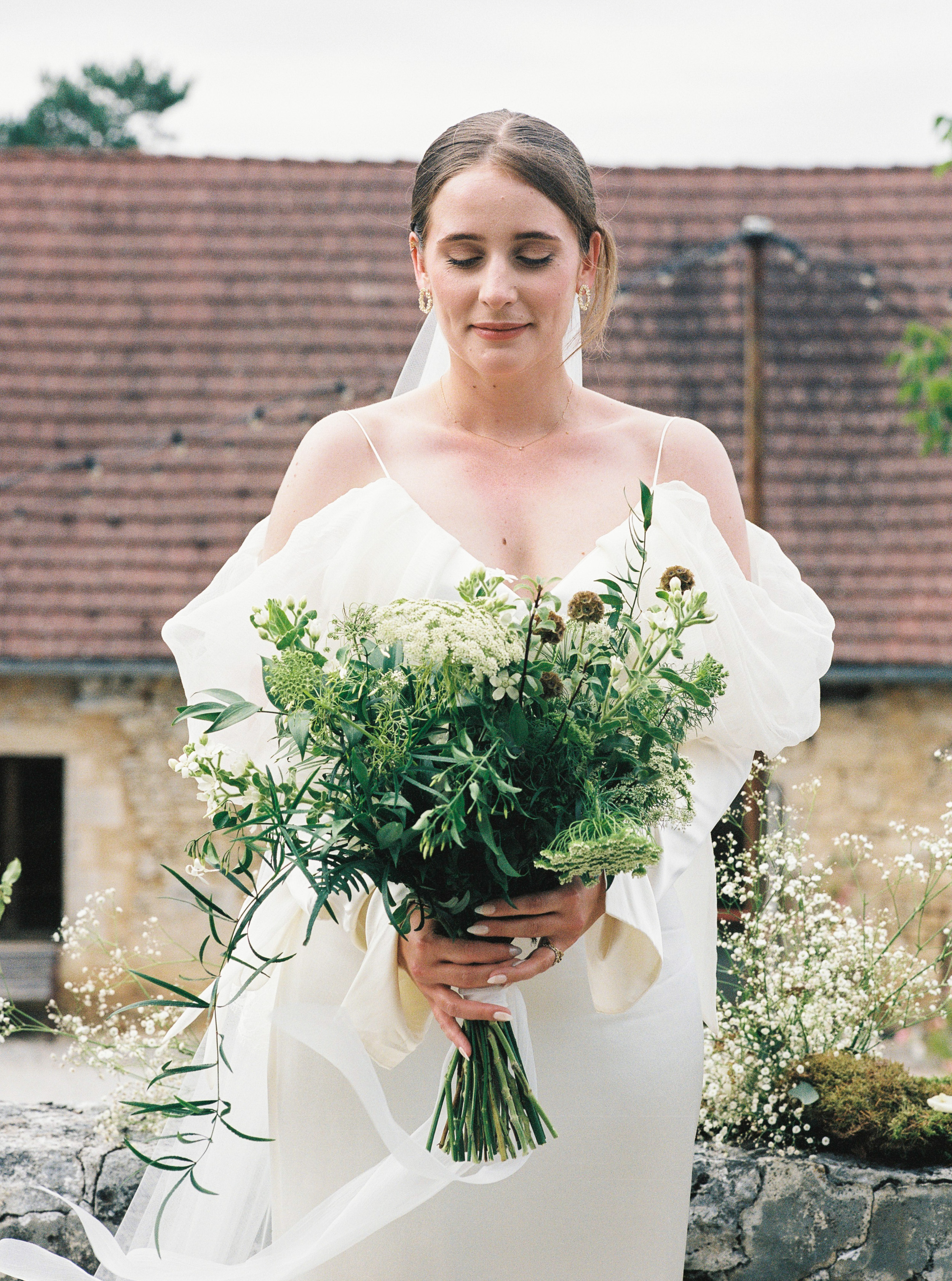 Danielle Frankel bride Chateau Lagut wedding 146