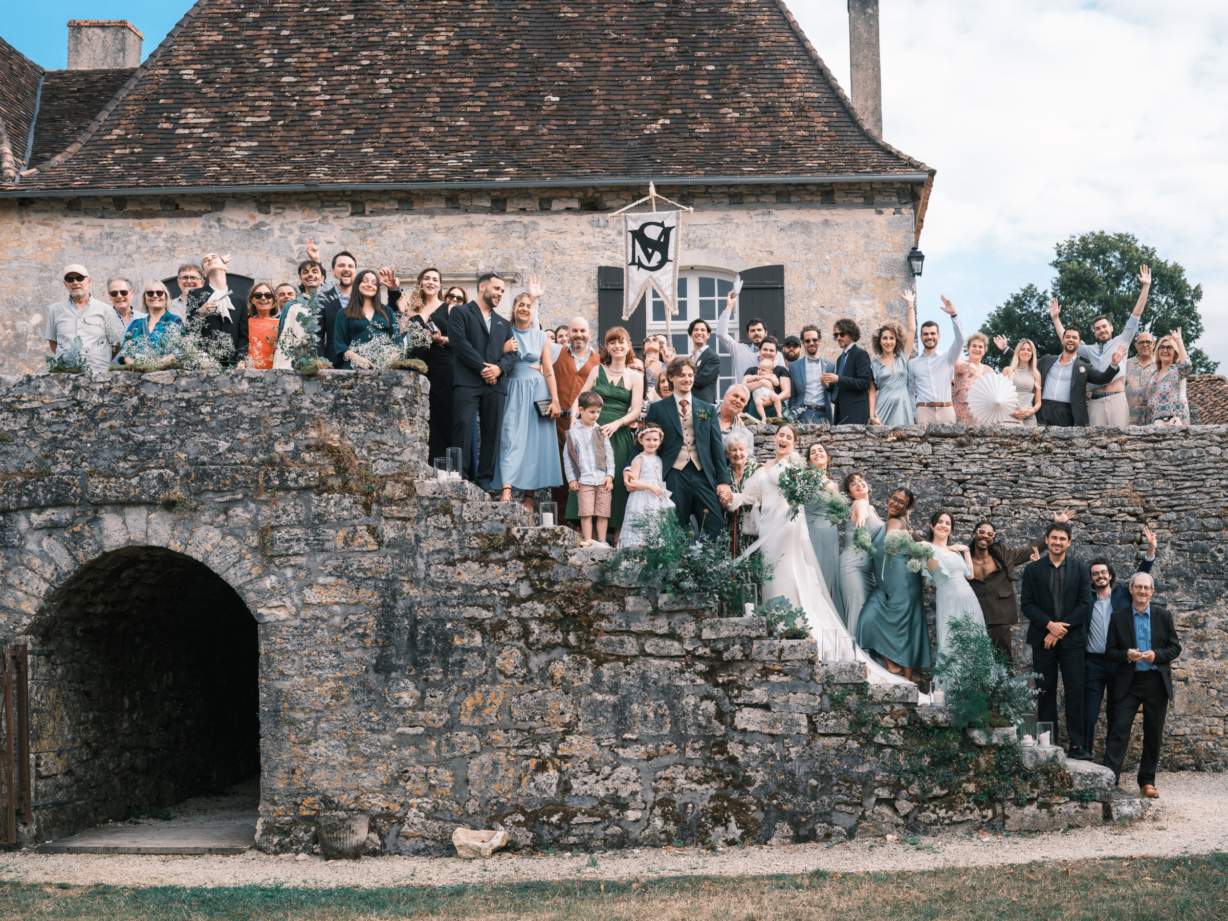 Danielle Frankel bride Chateau Lagut wedding 22