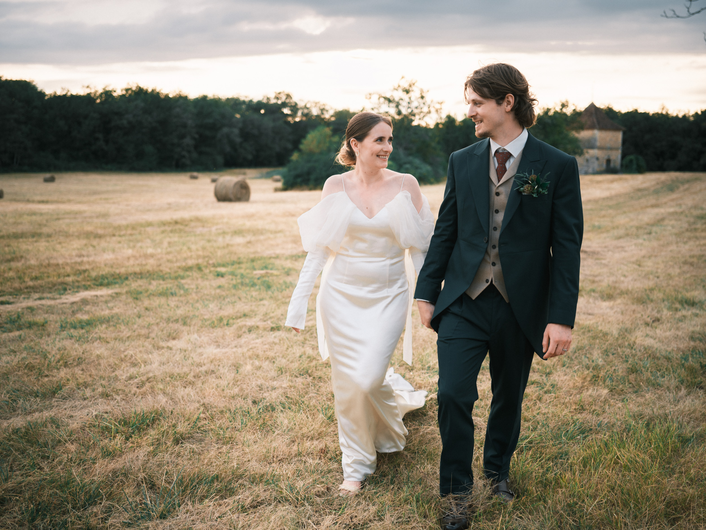 Danielle Frankel bride Chateau Lagut wedding 35