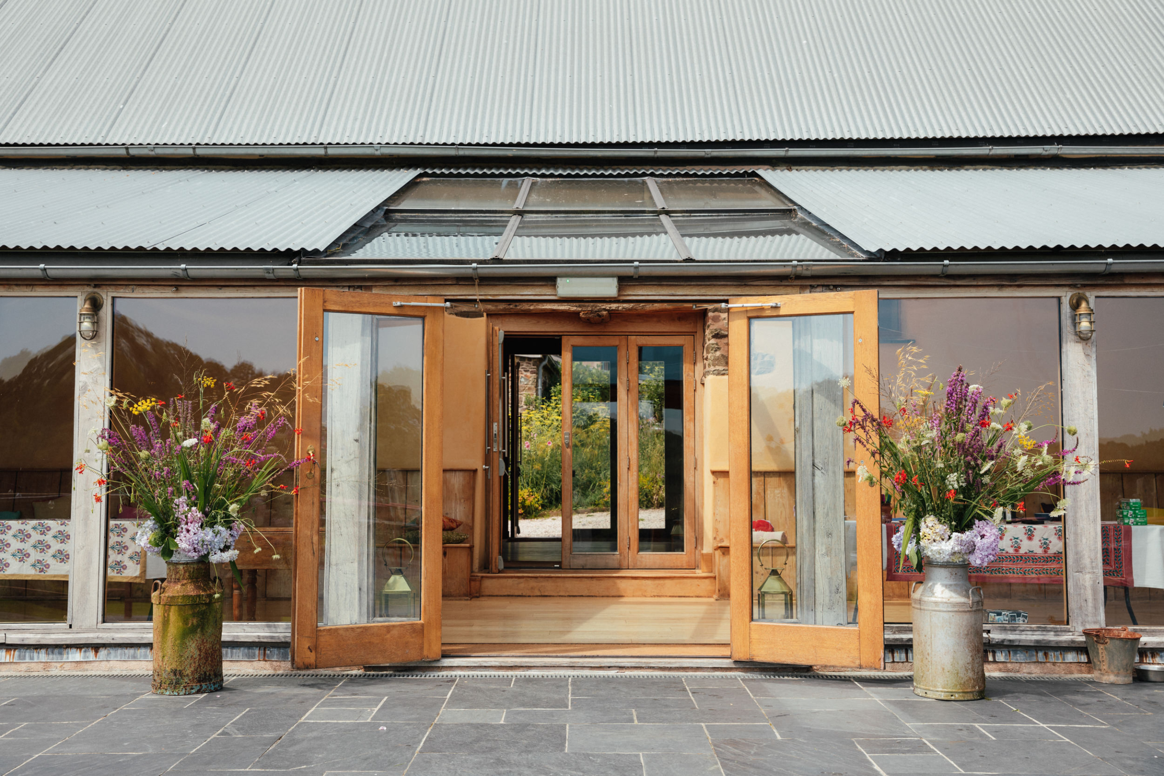 Hynes Devon wedding Jane Bourvis Bride 14