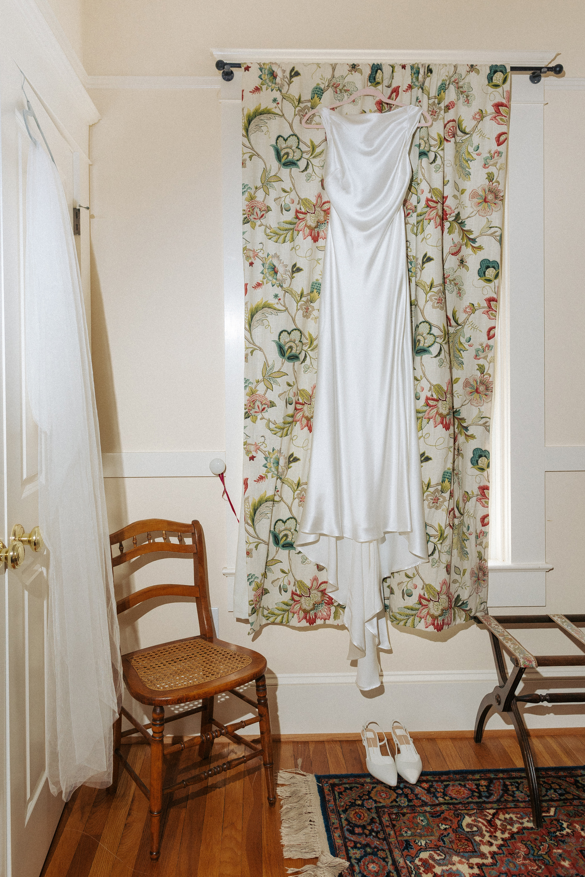 Alexandra Grecco Bride Harriet Gown The Chesapeake Bay Maritime Museum Wedding 103 - Caroline in Alexandra Grecco for her Coastal Inspired Wedding Alexandra Grecco Bride Harriet Gown The Chesapeake Bay Maritime Museum Wedding 103