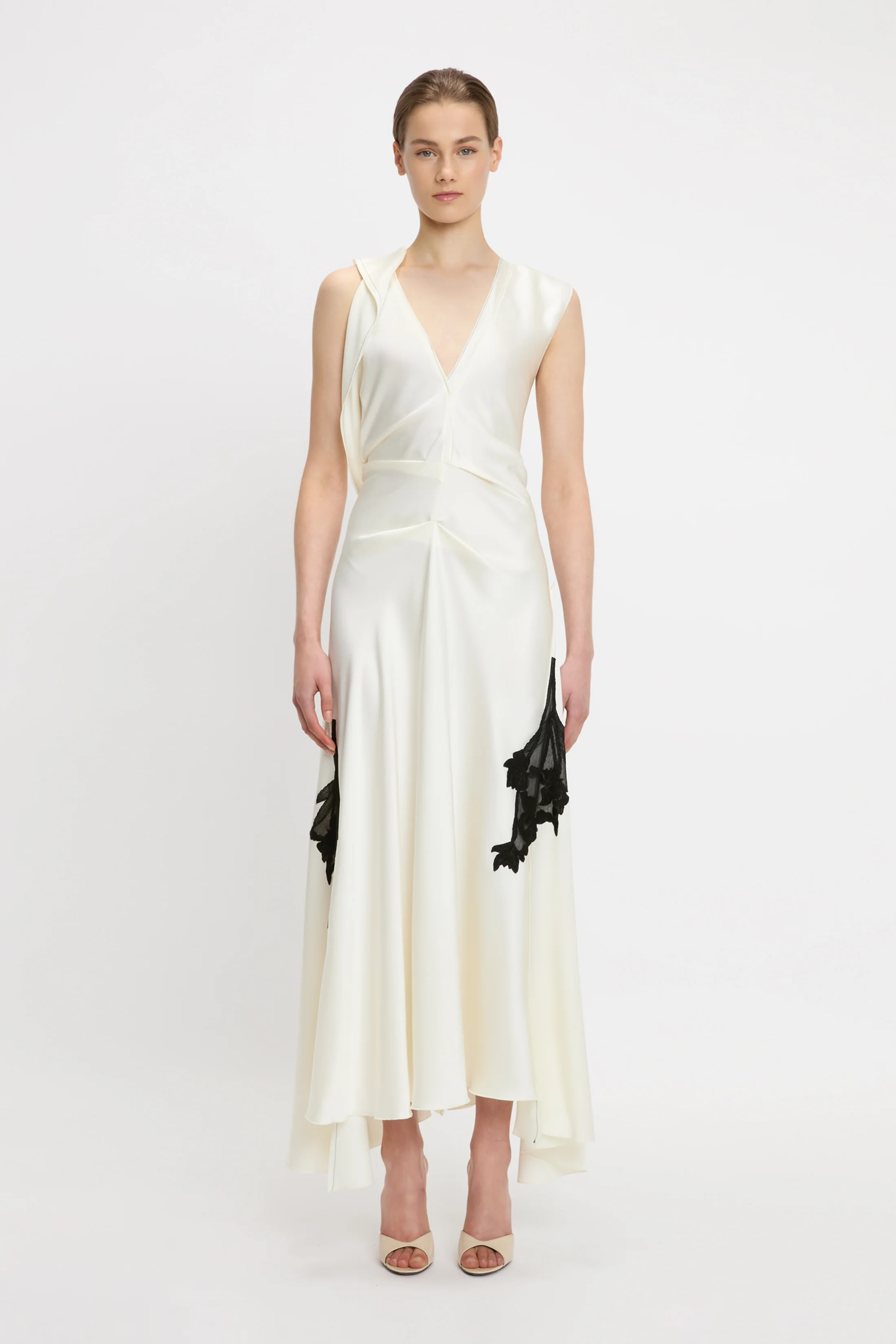 victoria beckham ivory dress Draped satin gown in white - Victoria Beckham
