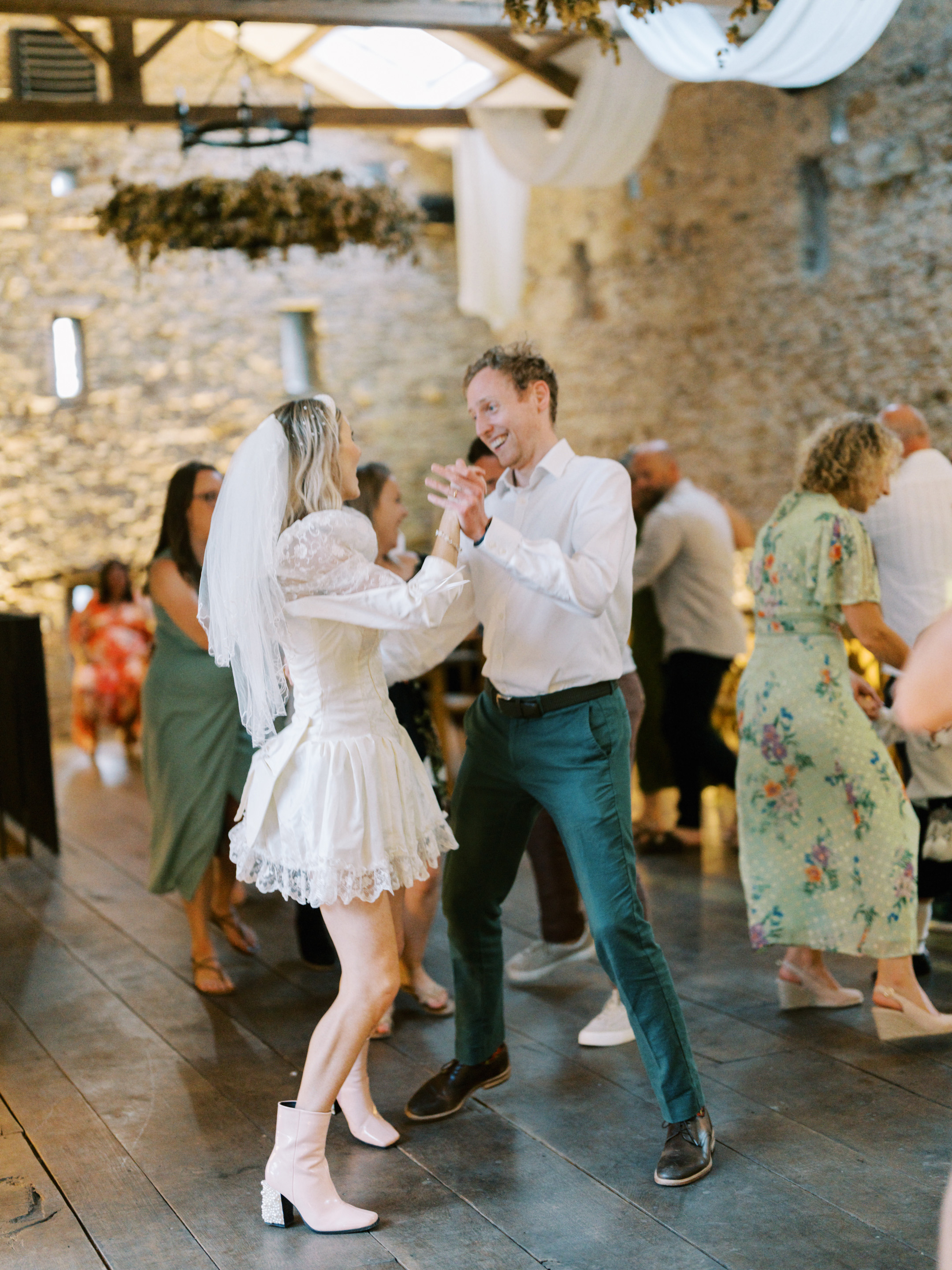 Cora & Alan’s Romantic Summer Wedding at Holesfoot in Cumbria 66 slphotoandfilm CoraAlan Holesfoot wedding Party 122