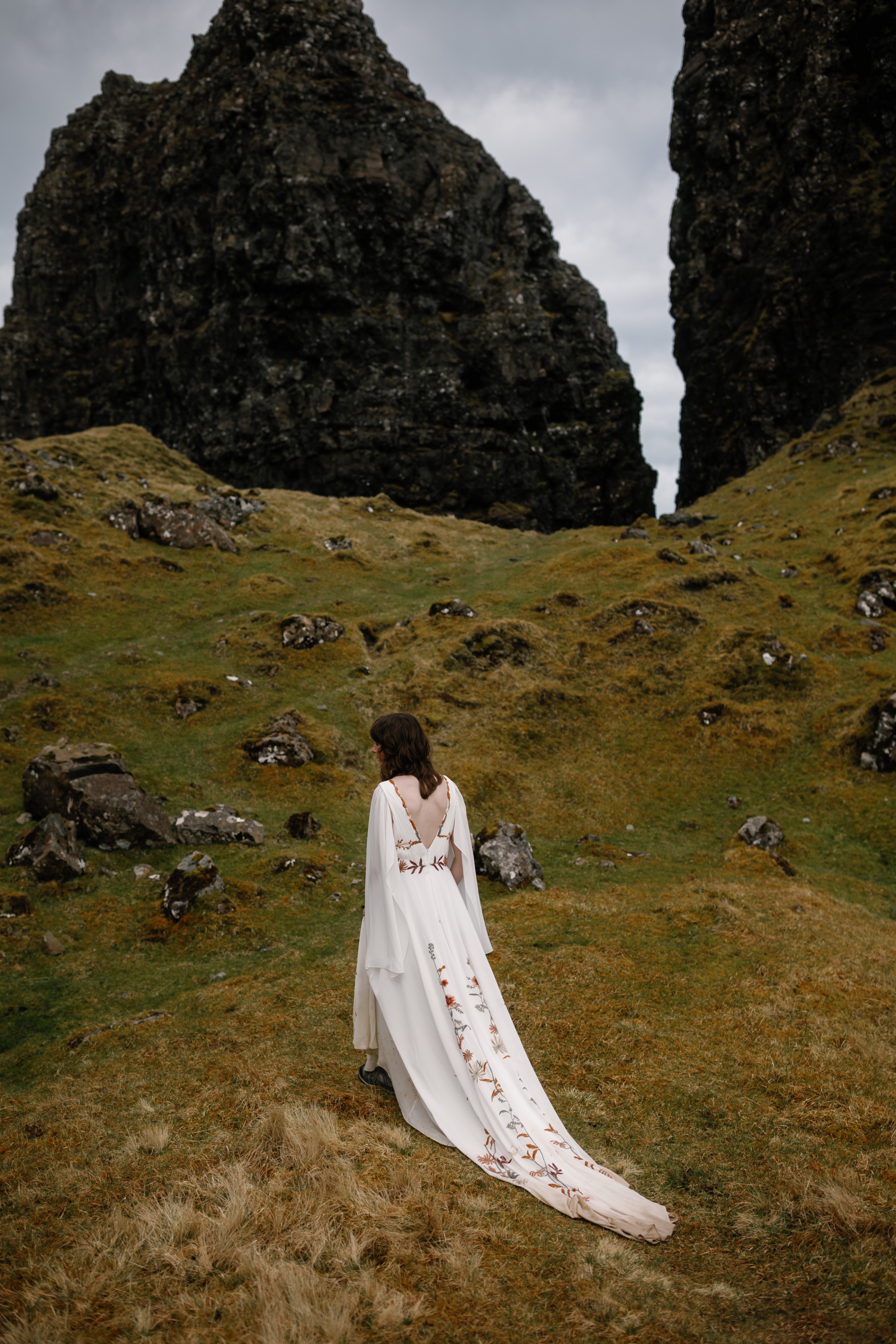 Oli and Steph Photography Miranda and Zach 164 - An Isle of Skye Elopement Planned in Just One Month, with a Floral Dress by Flora & Lane Oli and Steph Photography Miranda and Zach 164