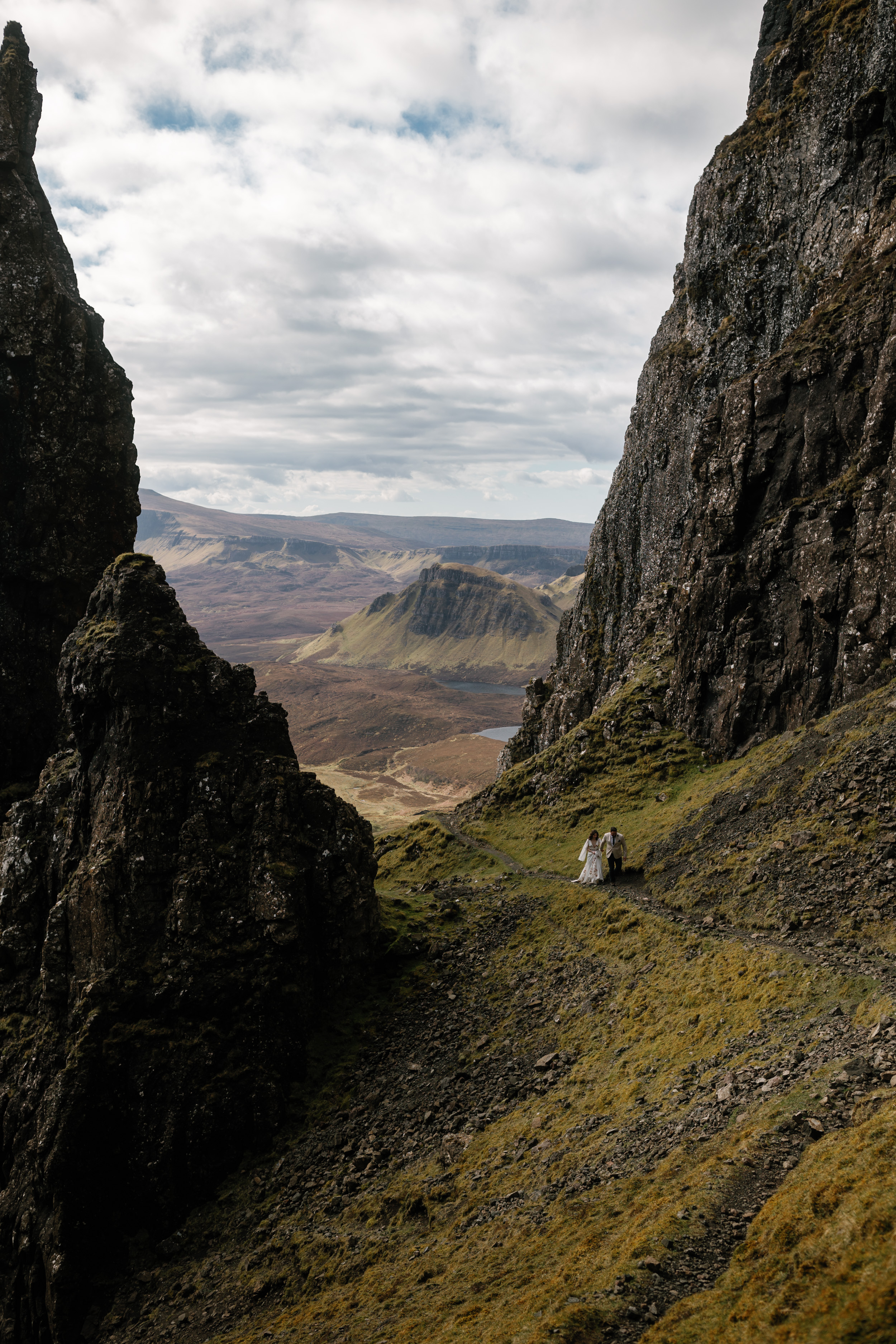 Oli and Steph Photography Miranda and Zach 81 - An Isle of Skye Elopement Planned in Just One Month, with a Floral Dress by Flora & Lane Oli and Steph Photography Miranda and Zach 81