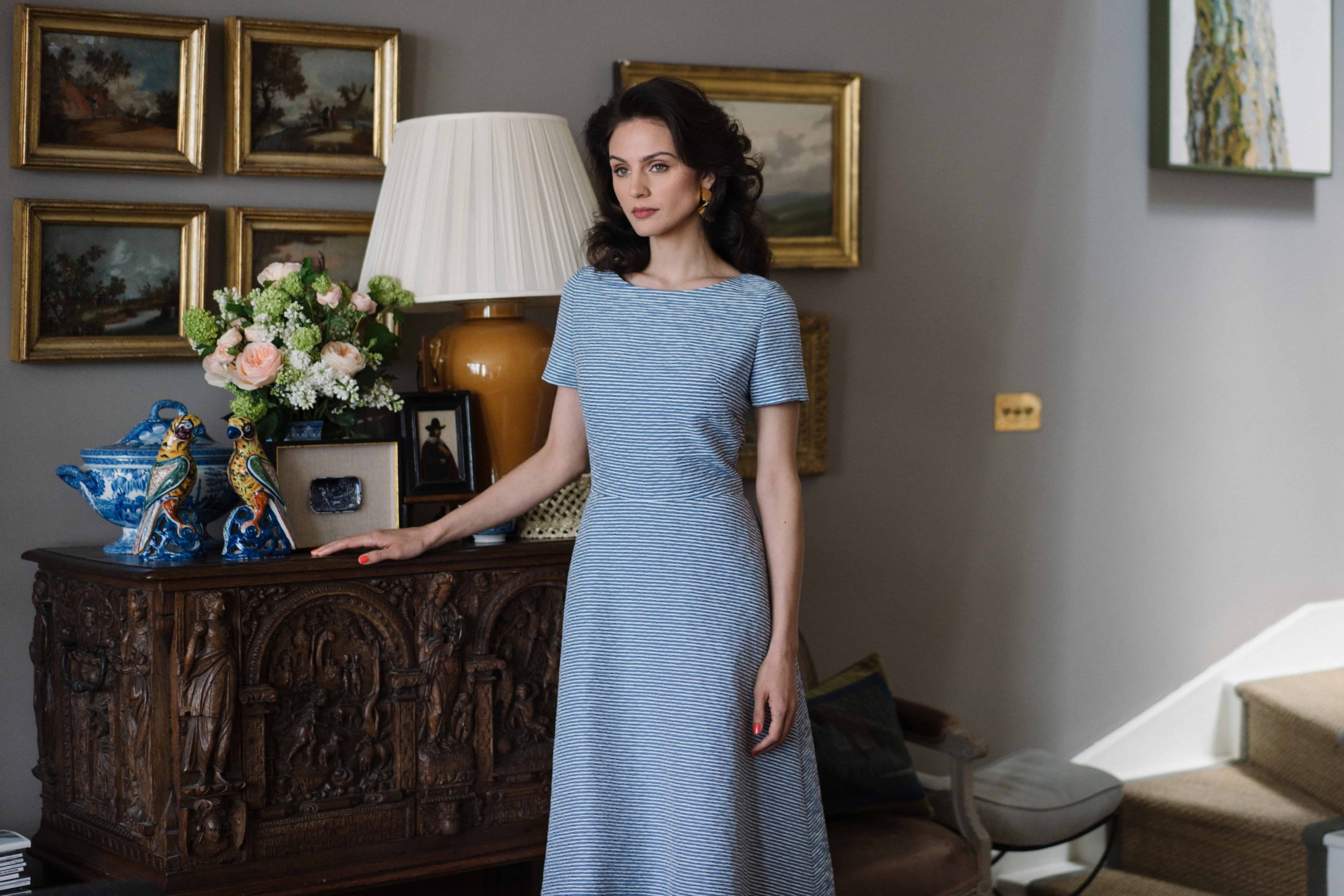 Stewart Parvin David Burke Photography 12 - 11 rules For Easy English Elegance From Stewart Parvin, Couturier to our Late Queen Elizabeth II Stewart Parvin Couture dress. David Burke Photography.