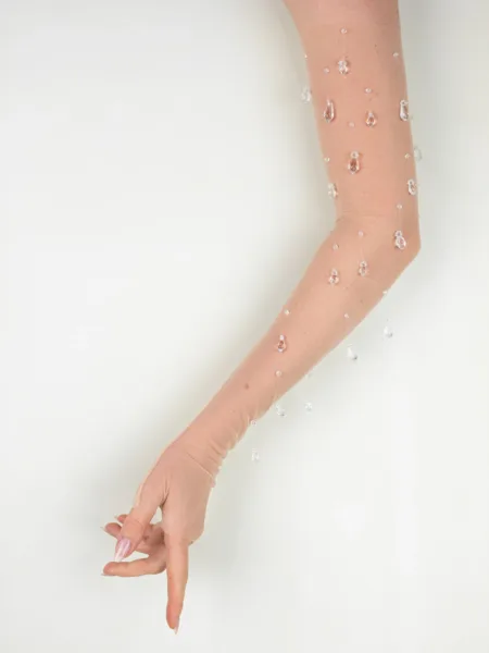 C'est Jeanne handmade tulle bridal gloves.1