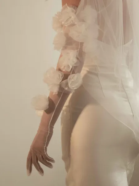 C'est Jeanne handmade tulle bridal gloves.1