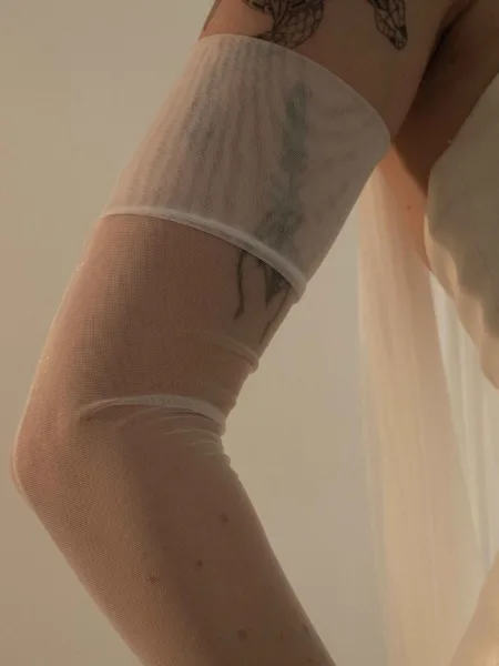 C'est Jeanne handmade tulle bridal gloves.1
