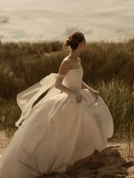 C'est Jeanne handmade tulle bridal gloves.1