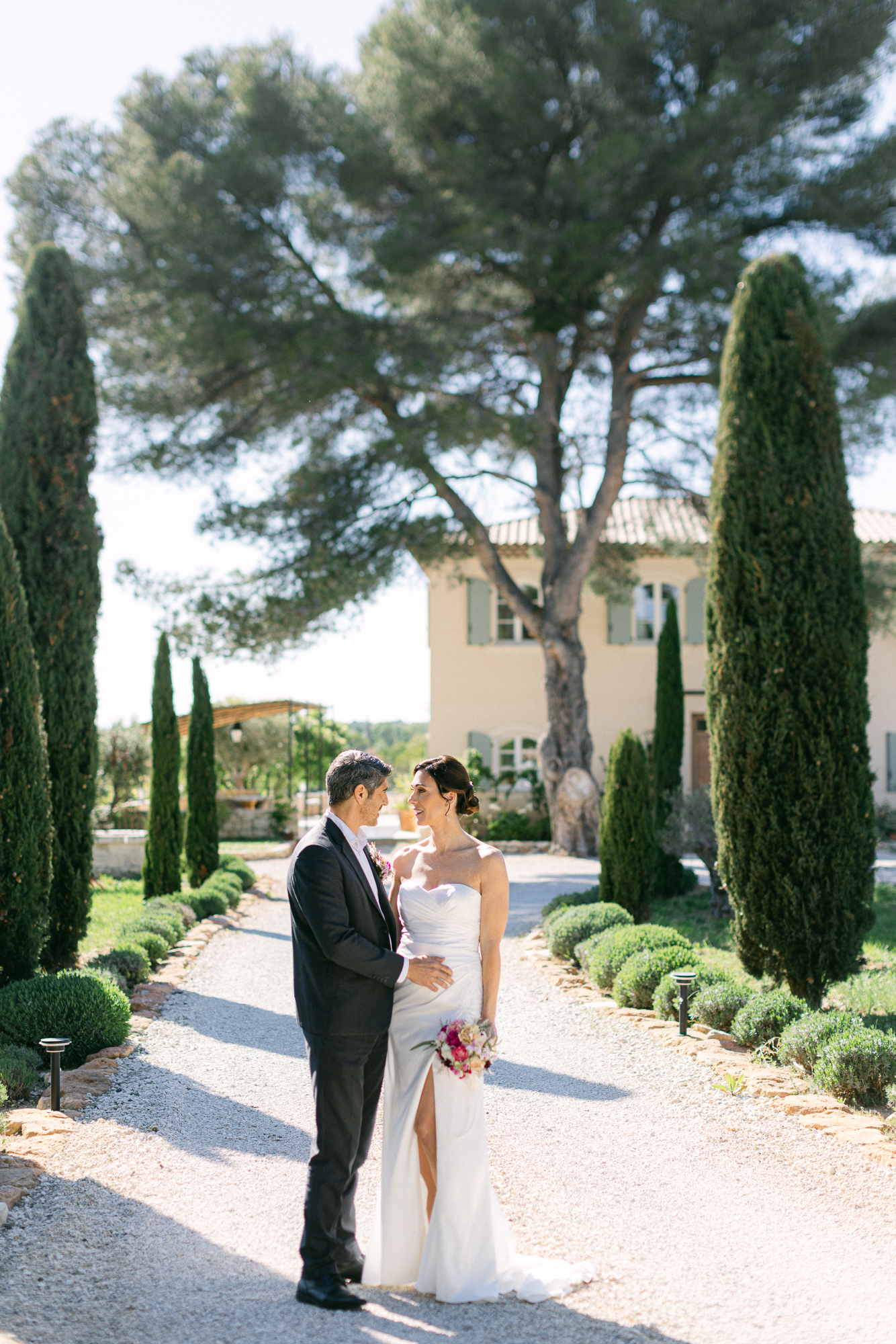 MargauxKanarek Shooting Amour Provence90 - Classy and Elegant Wedding at Iscoyd Park with a Chosen by KYHA Gown Oui ma Perle weddings