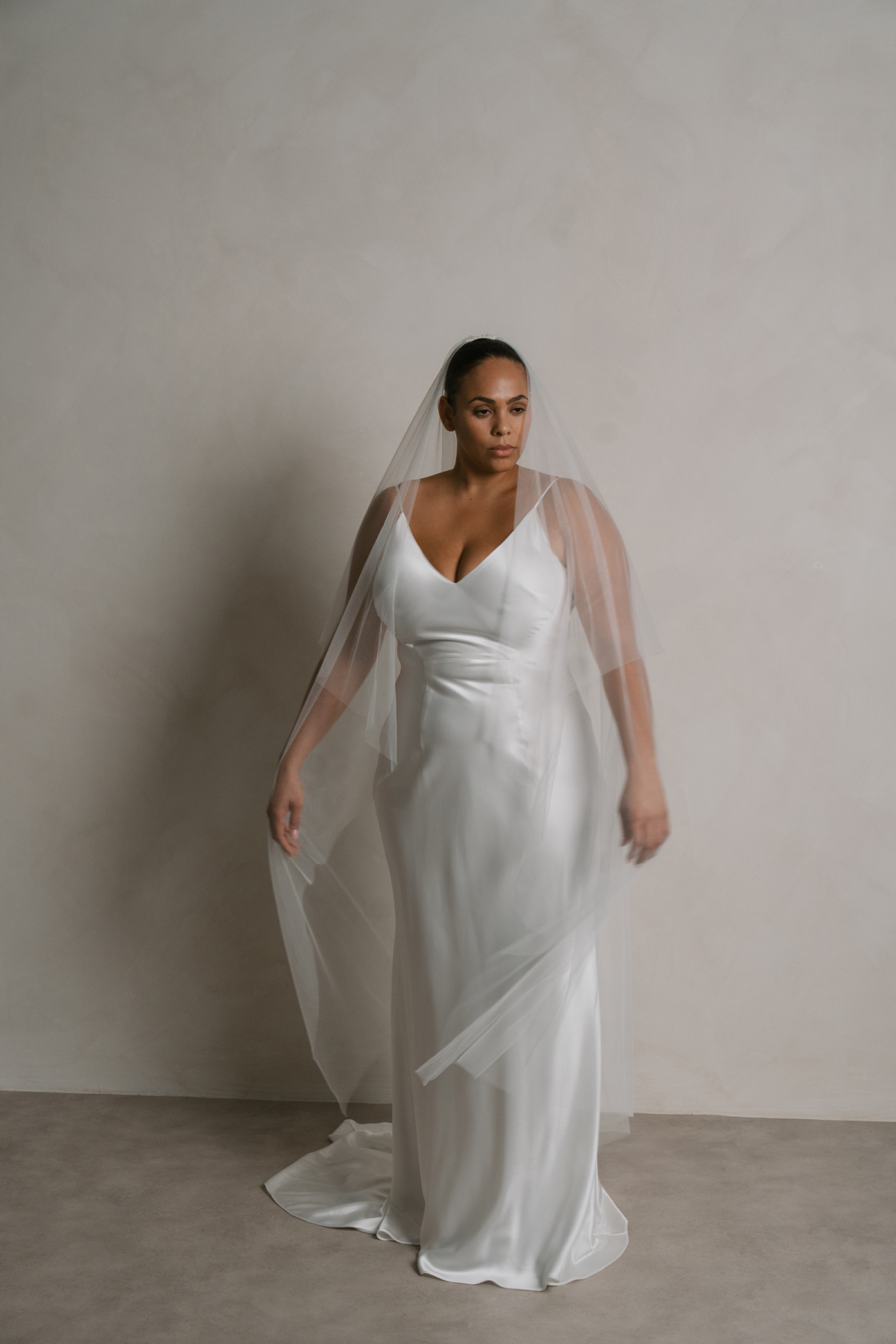 Rolling in Roses The Hecate Dress Roses Veil 3