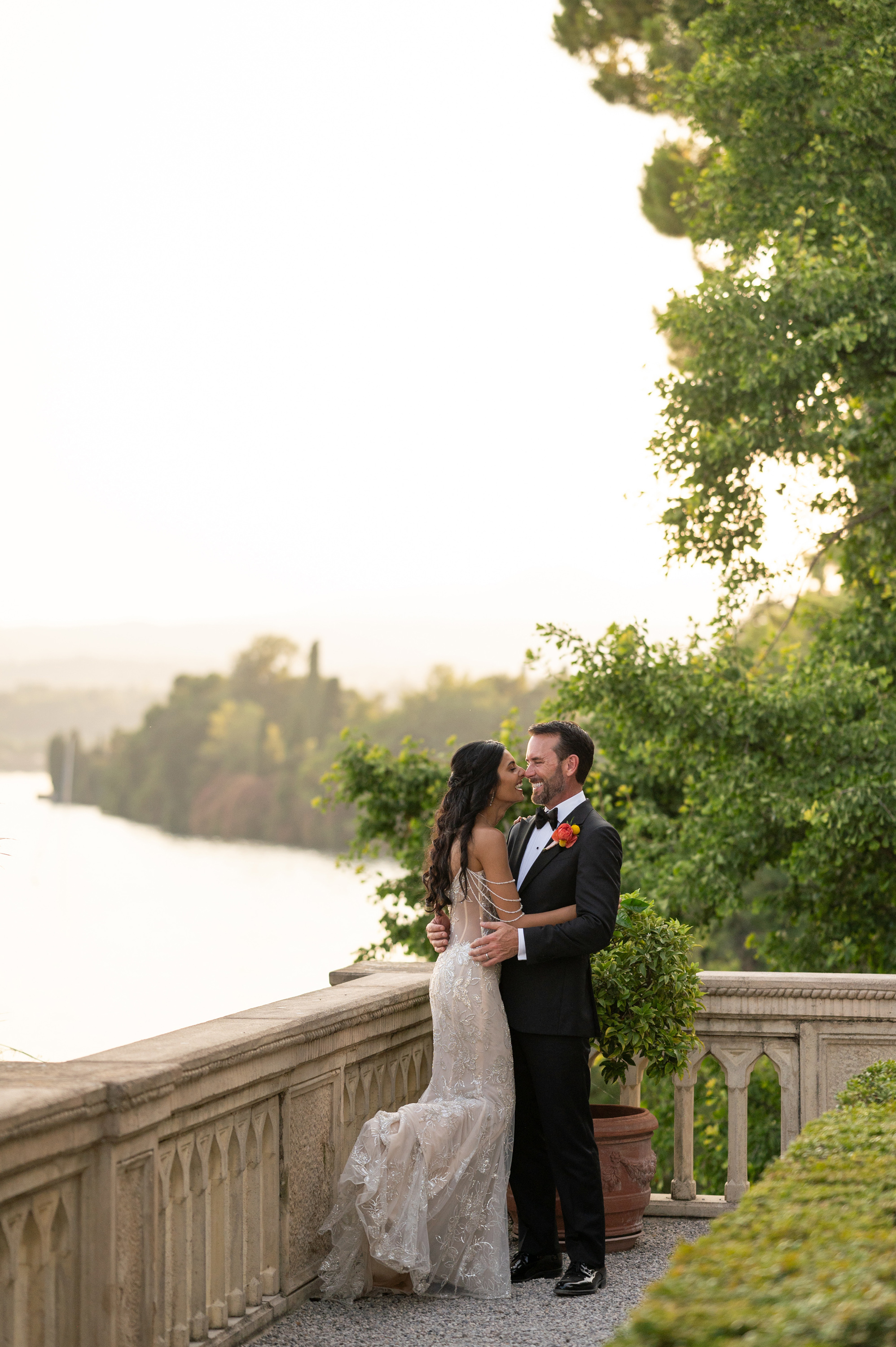Solidea events Nadia and Ryan 122 1 - Nadia and Ryan’s Joyful Multicultural Wedding at Isola del Garda in Italy Solidea events Nadia and Ryan 122 1