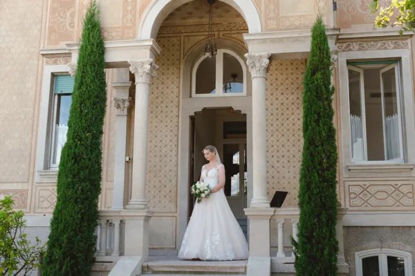 Destination wedding bride at Lake Maggiore Northern Italy