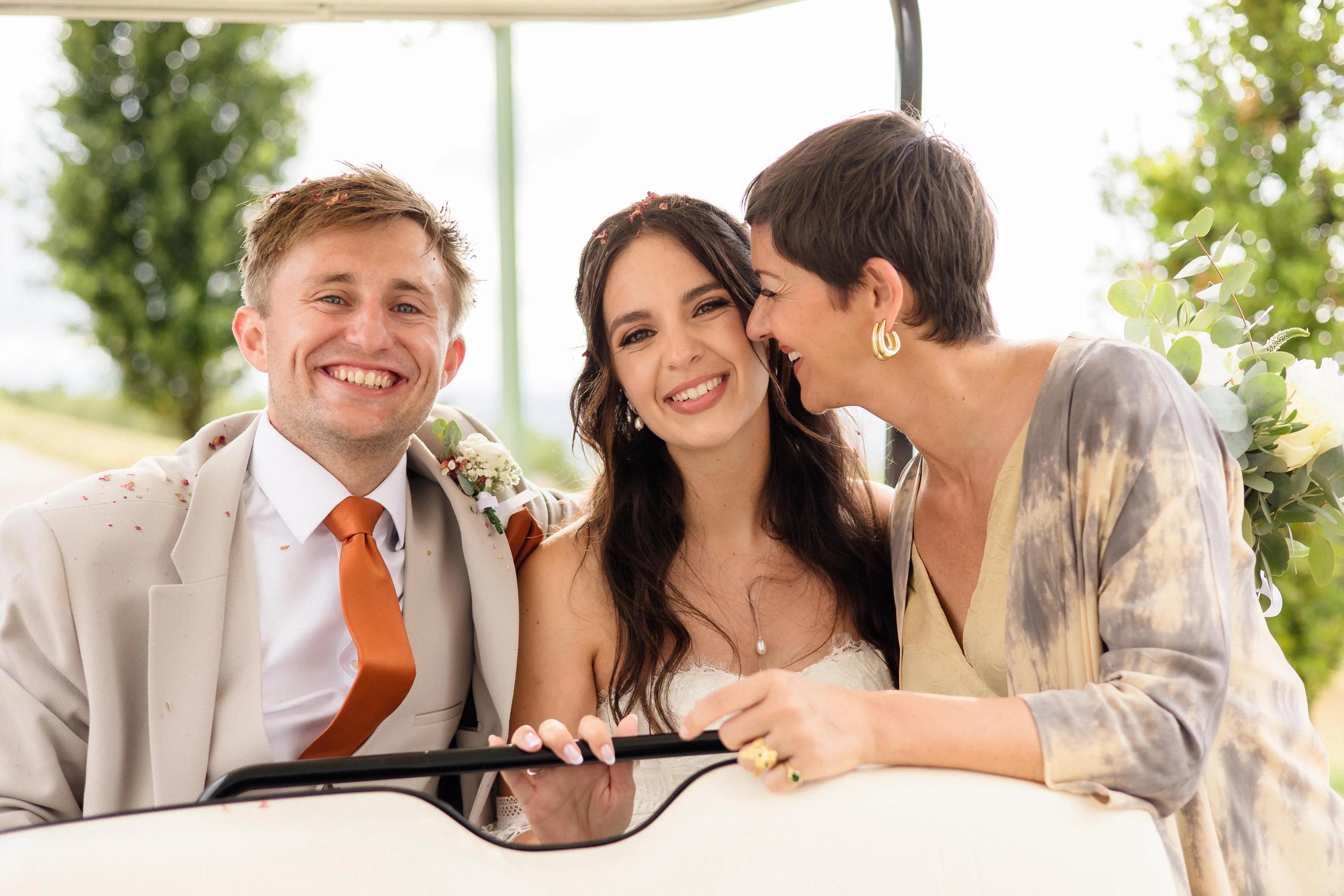 English speaking celebrant in Italy symbolic wedding ceremony Italy wedding celebrant Italy destination wedding celebrant Italy