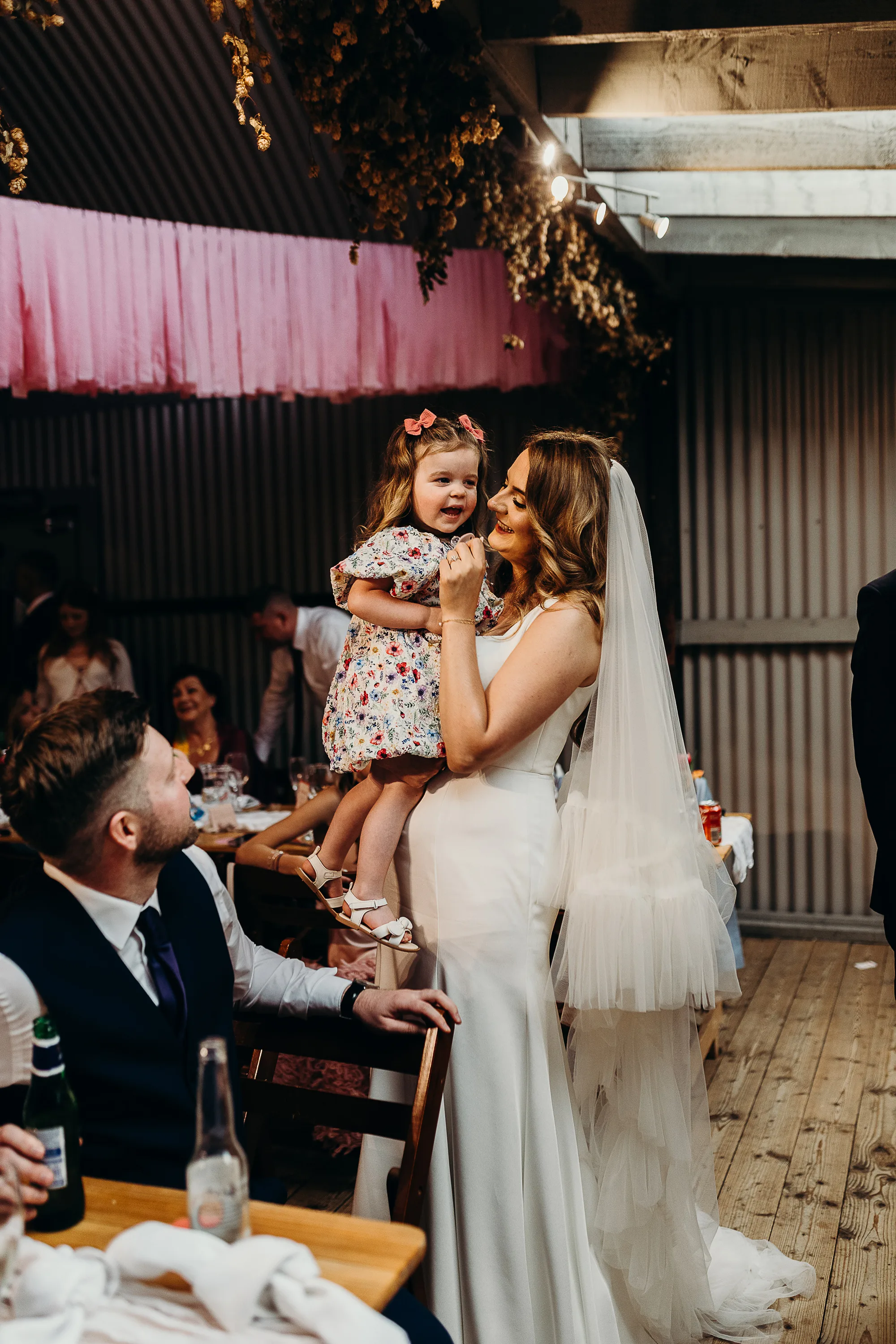 Tin Shed Wedding Fintry Solen Collet Photography 166