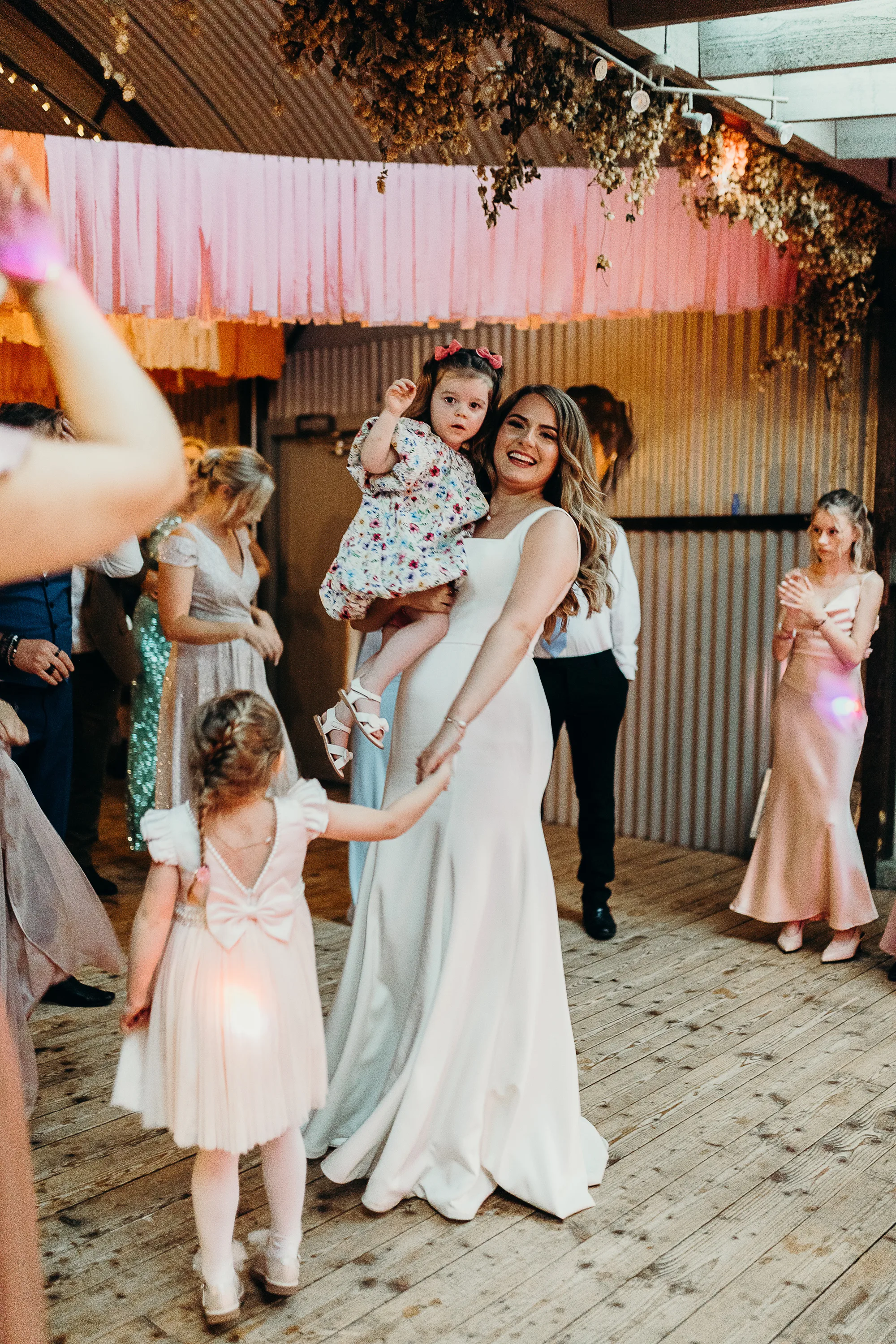 Tin Shed Wedding Fintry Solen Collet Photography 197