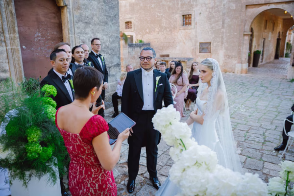 Married by Paola