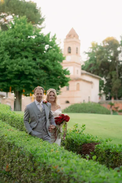 Married by Paola