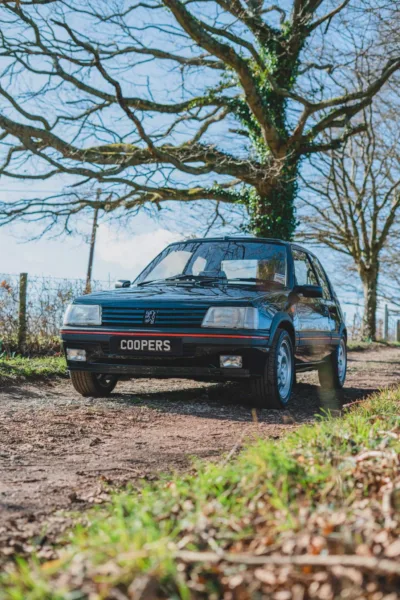 Coopers of Goodwood: Classic Chauffeur-Driven Cars
