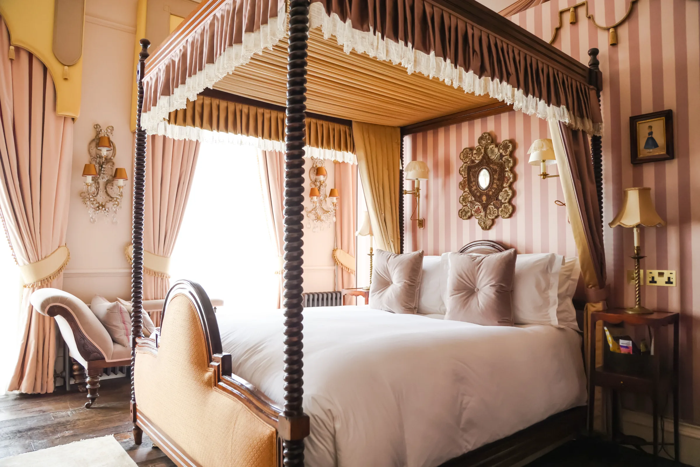 7 Iconic & Literary UK Wedding Venues