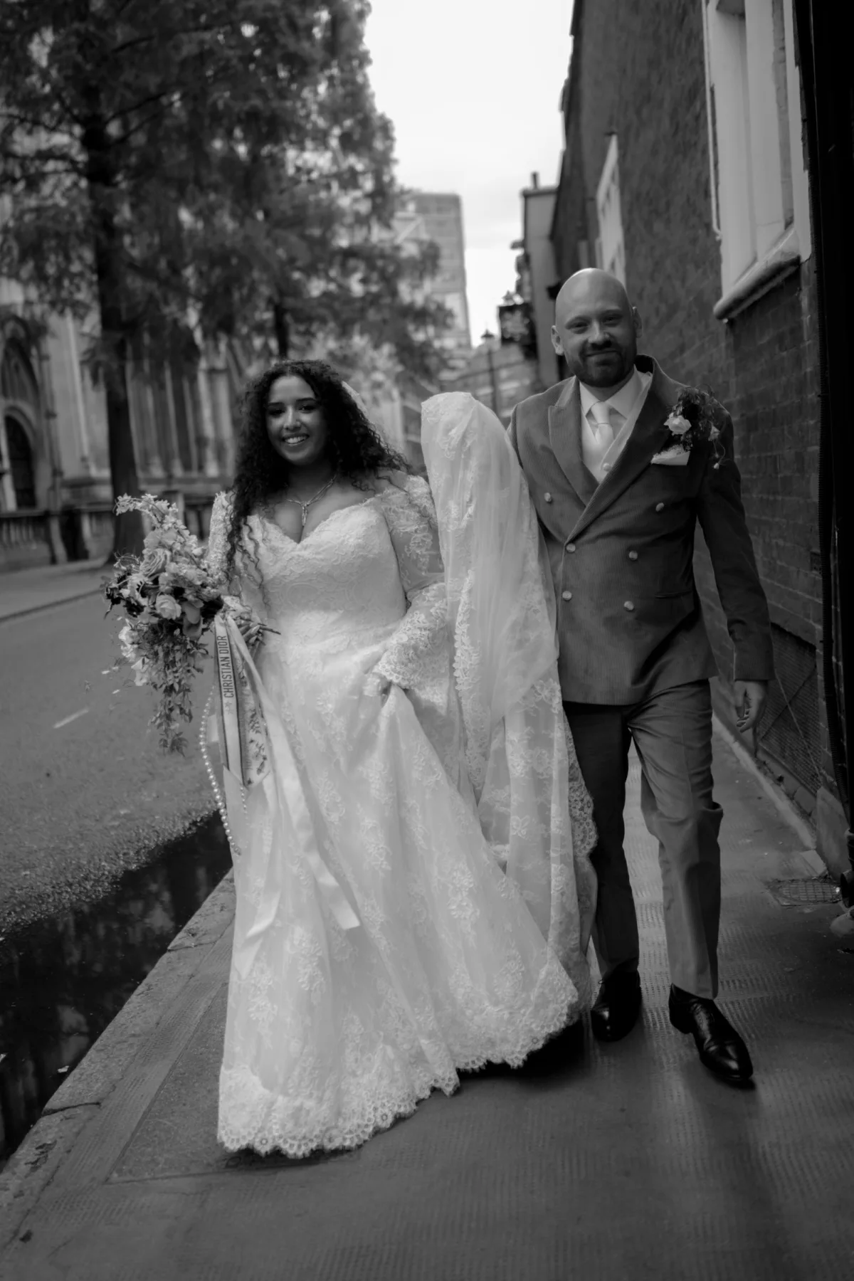 London Pub Wedding, British Yemeni, Helaina Storey