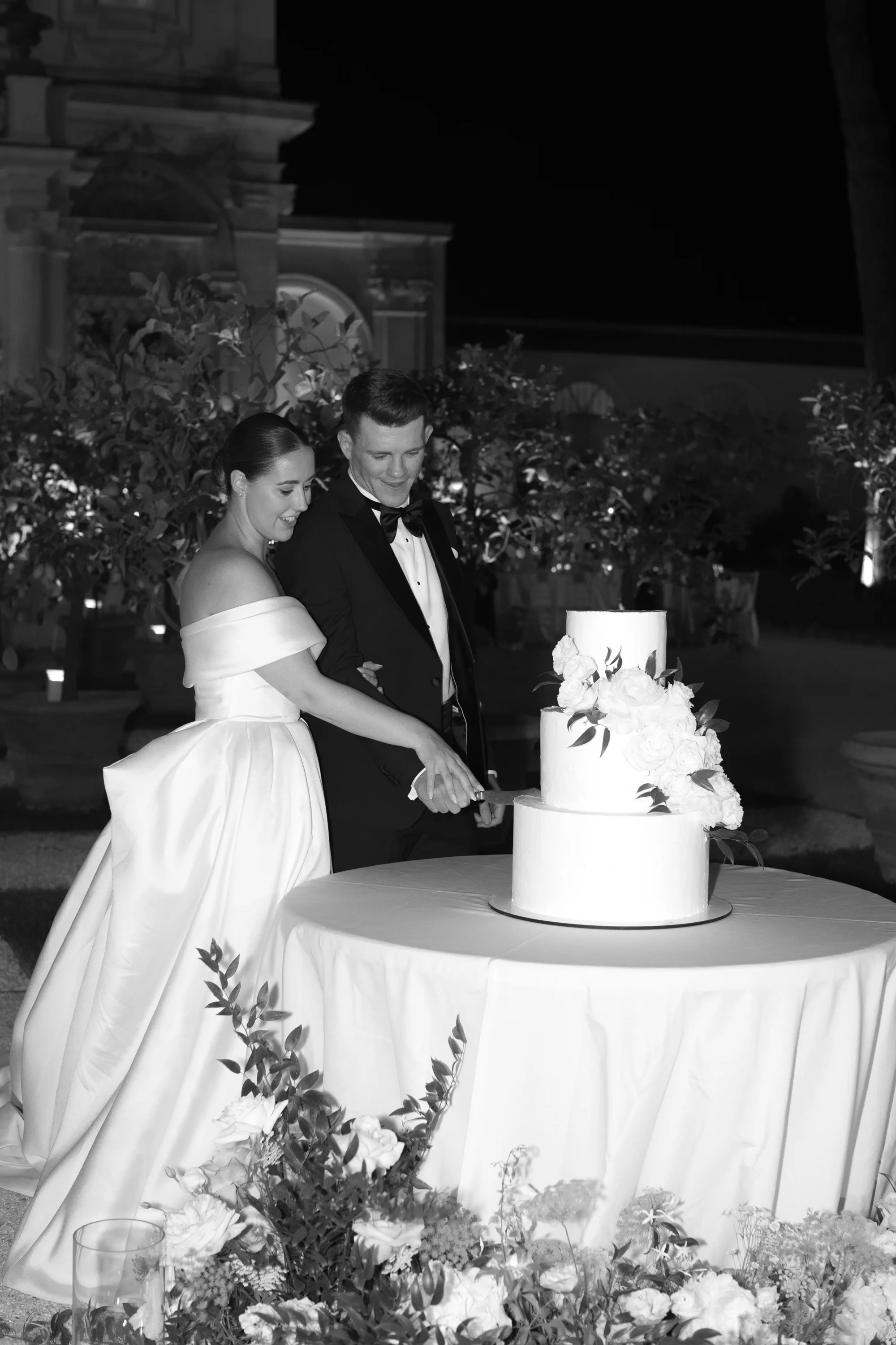 Romantic Catholic Church Wedding Rome Italy SM Weddings.168 - Megan Wore Milla Nova for her Classic and Elegant Wedding at Villa Aurelia in Rome Romantic Catholic Church Wedding Rome Italy SM Weddings.168