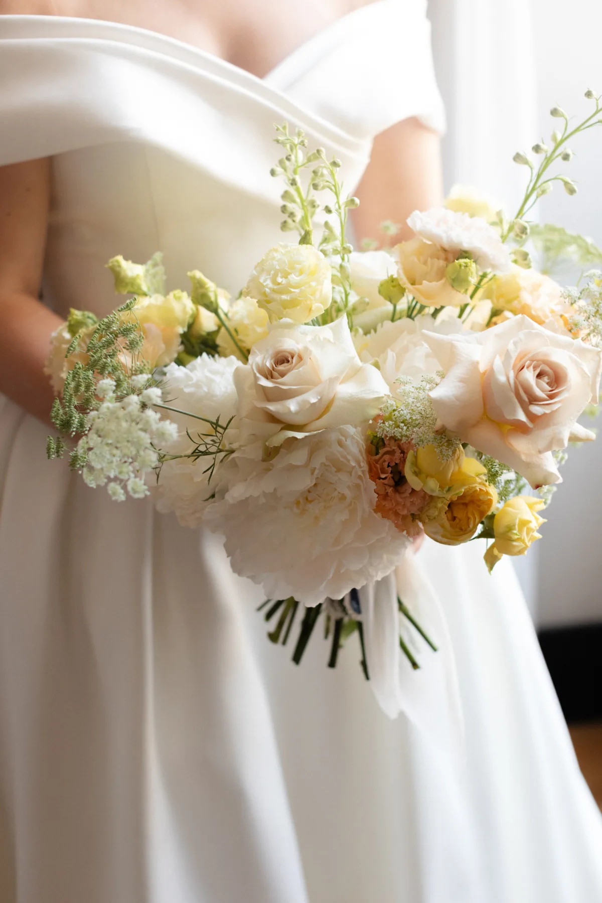 Romantic Catholic Church Wedding Rome Italy SM Weddings.34 - Megan Wore Milla Nova for her Classic and Elegant Wedding at Villa Aurelia in Rome Romantic Catholic Church Wedding Rome Italy SM Weddings.34