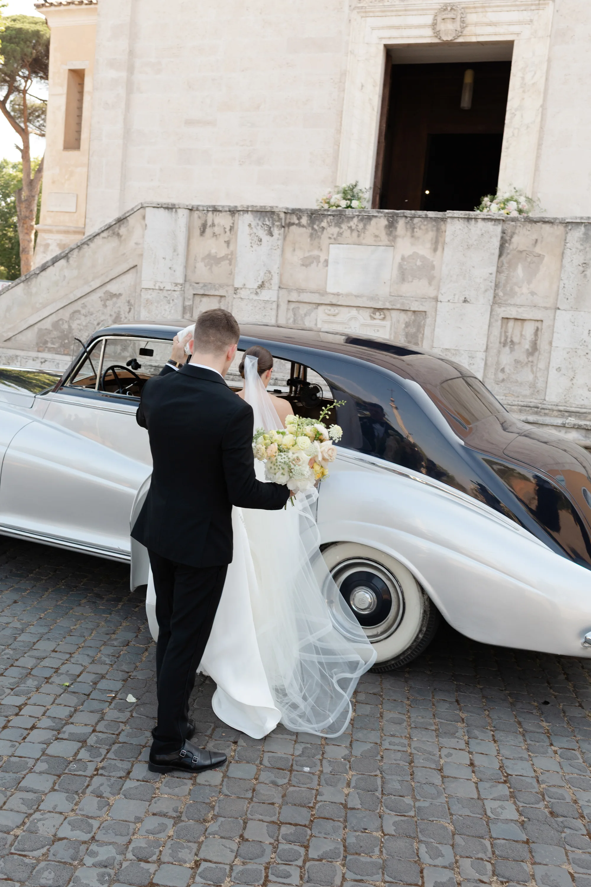 Romantic Catholic Church Wedding Rome Italy SM Weddings.75 - Megan Wore Milla Nova for her Classic and Elegant Wedding at Villa Aurelia in Rome Romantic Catholic Church Wedding Rome Italy SM Weddings.75