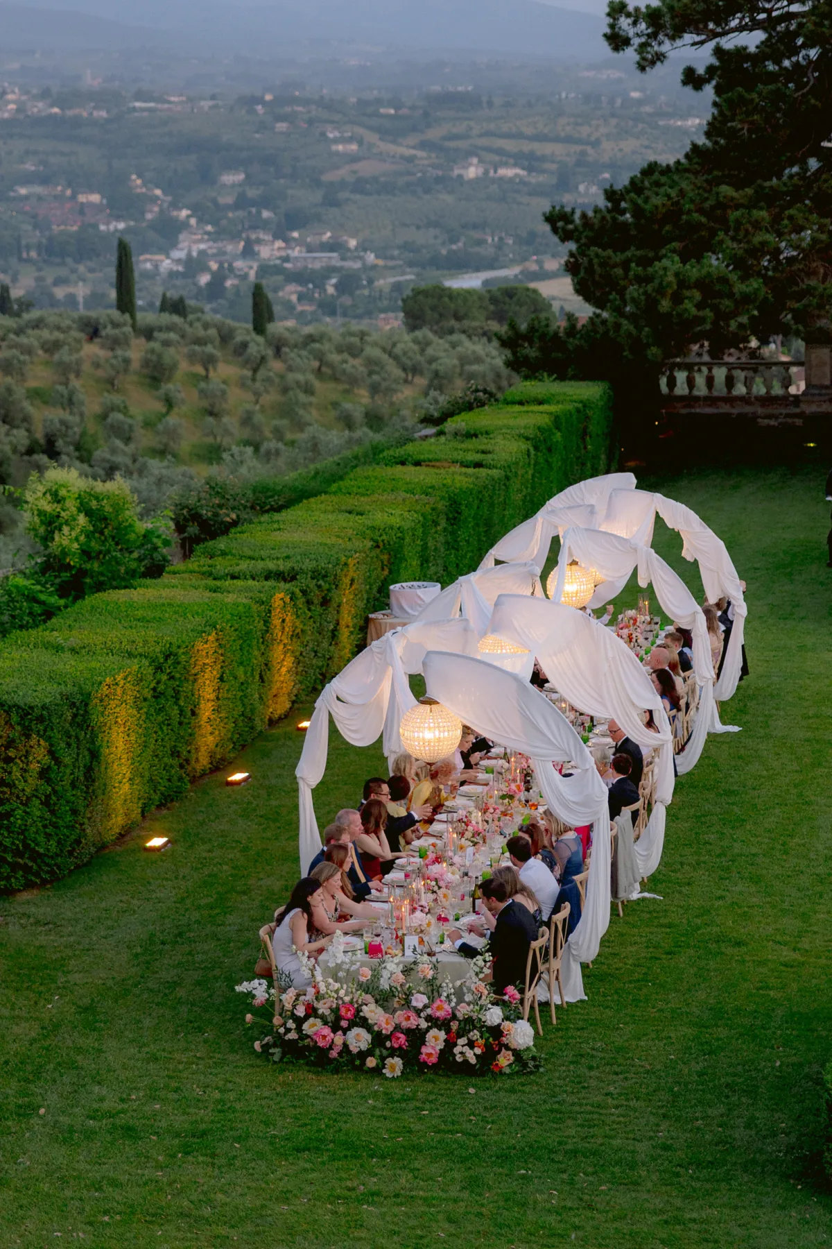 Phillipa Lepley Bride at Villa Gamberaia