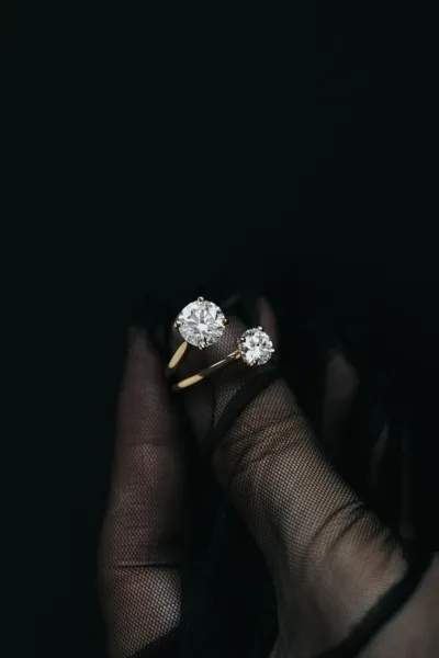 THERESHEIS.jewels