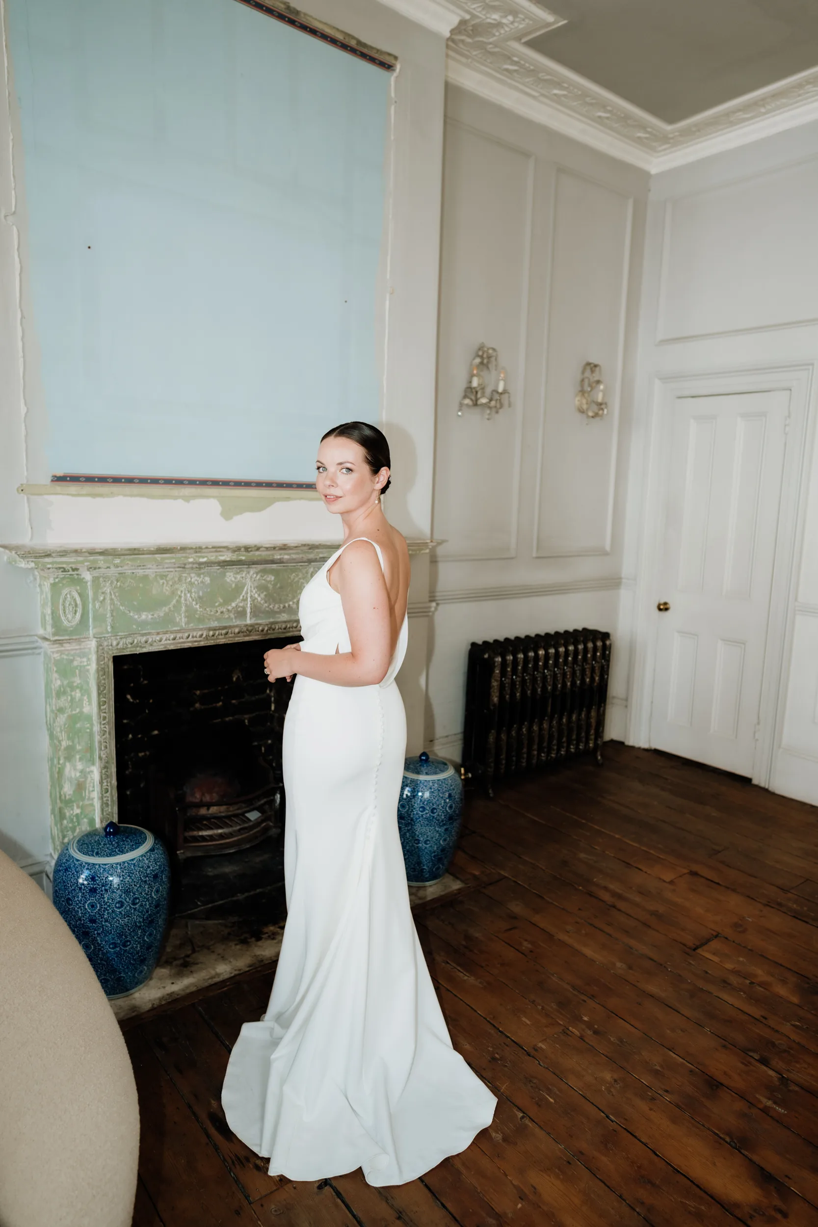 Modern London Wedding at Bourne & Hollingsworth Buildings