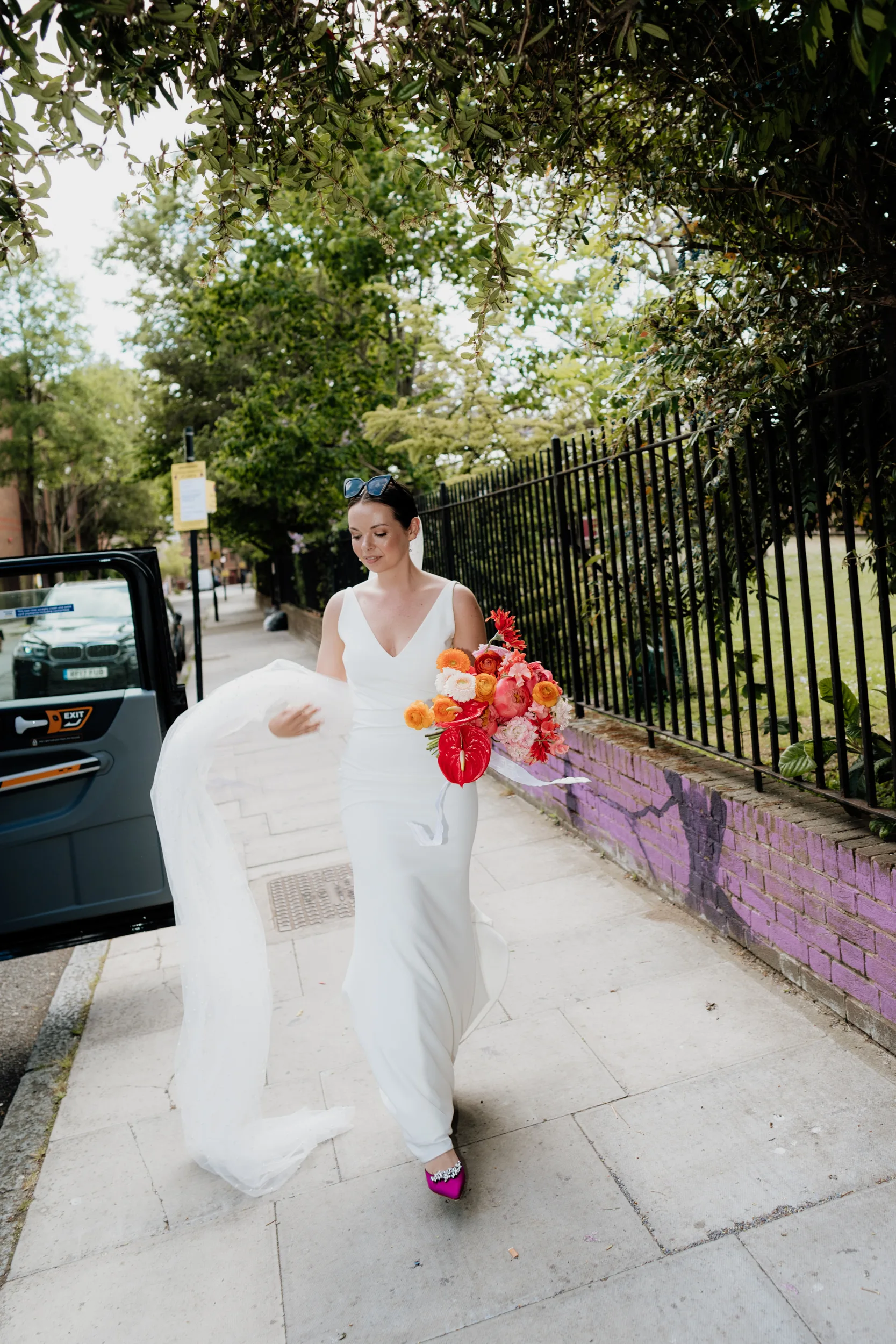 Modern London Wedding at Bourne & Hollingsworth Buildings
