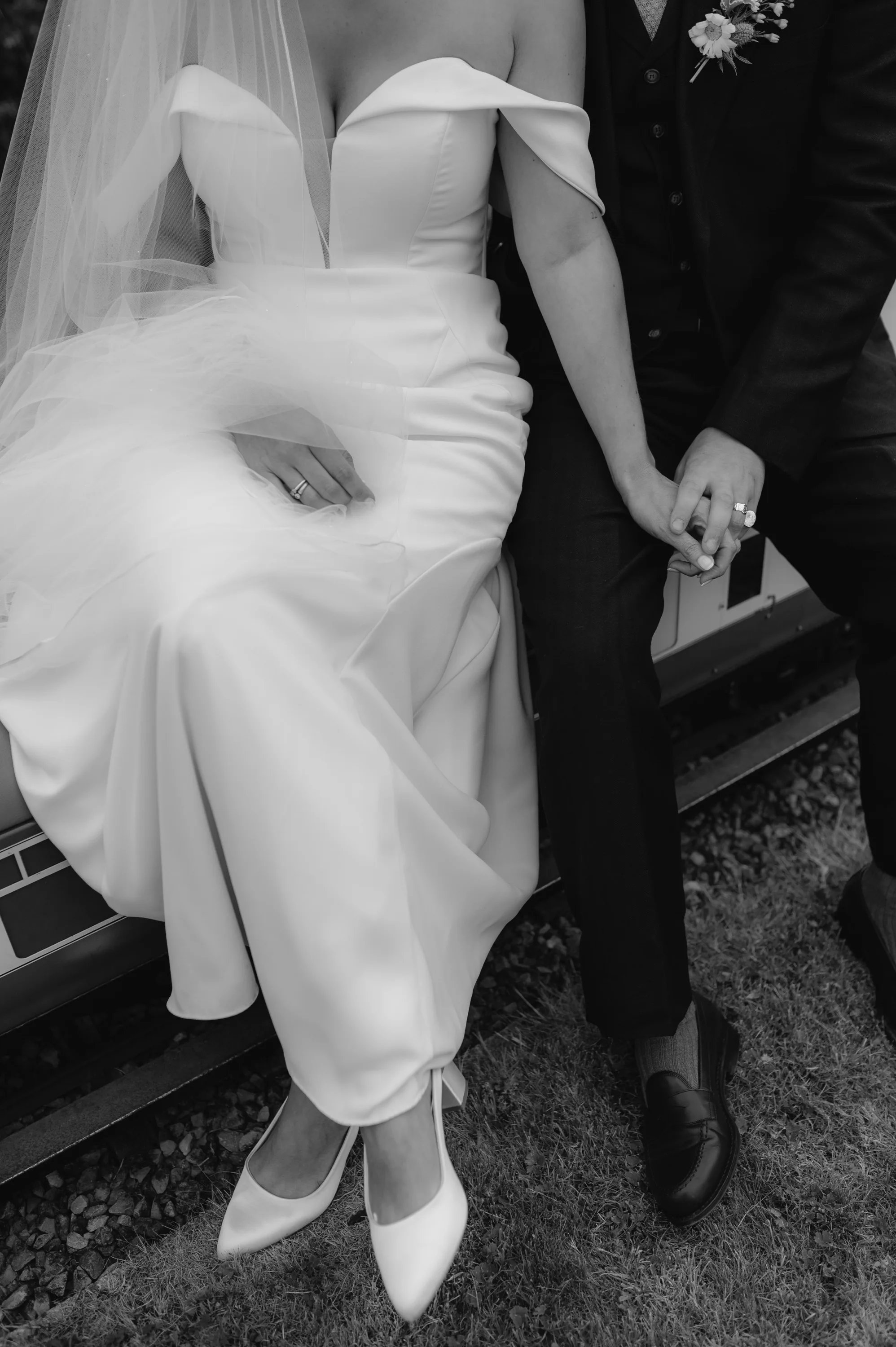 Mercedes Ed Wedding Lucy Dracott Photography244 - Italian Wedding Inspiration Meets English Countryside Mercedes Ed Wedding Lucy Dracott Photography244