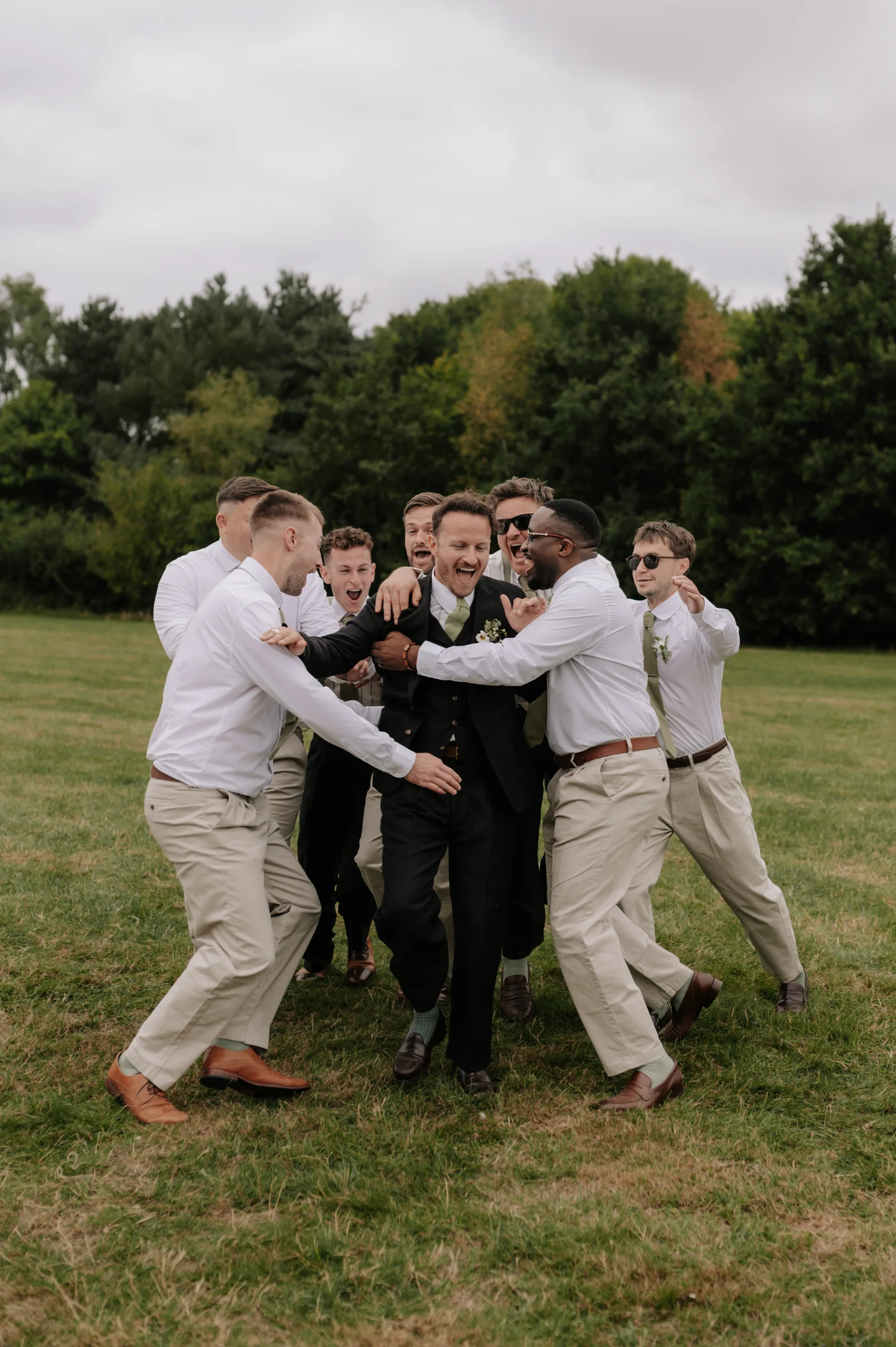 Mercedes Ed Wedding Lucy Dracott Photography292 - Italian Wedding Inspiration Meets English Countryside Mercedes Ed Wedding Lucy Dracott Photography292