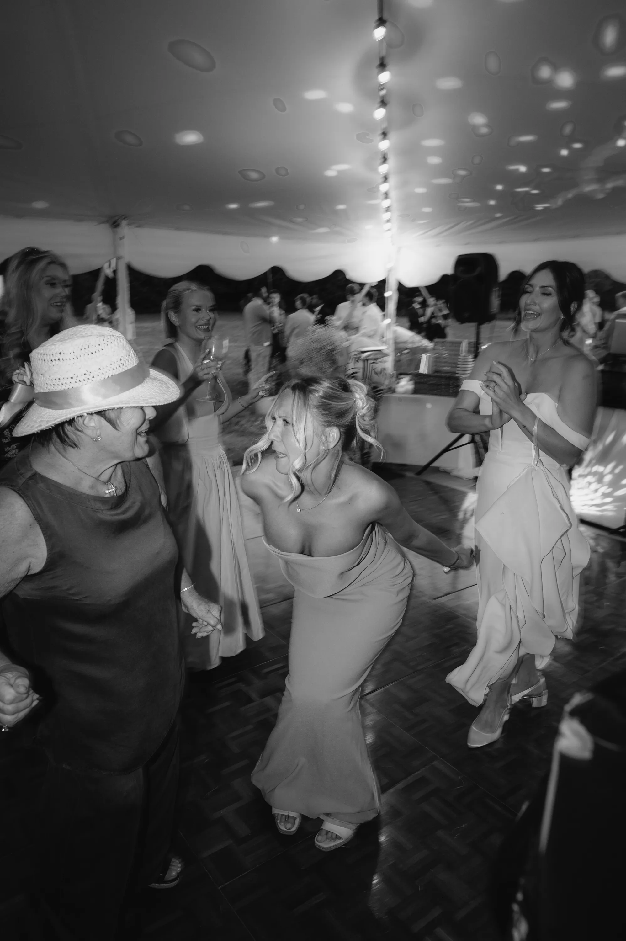 Mercedes Ed Wedding Lucy Dracott Photography589 - Italian Wedding Inspiration Meets English Countryside Mercedes Ed Wedding Lucy Dracott Photography589