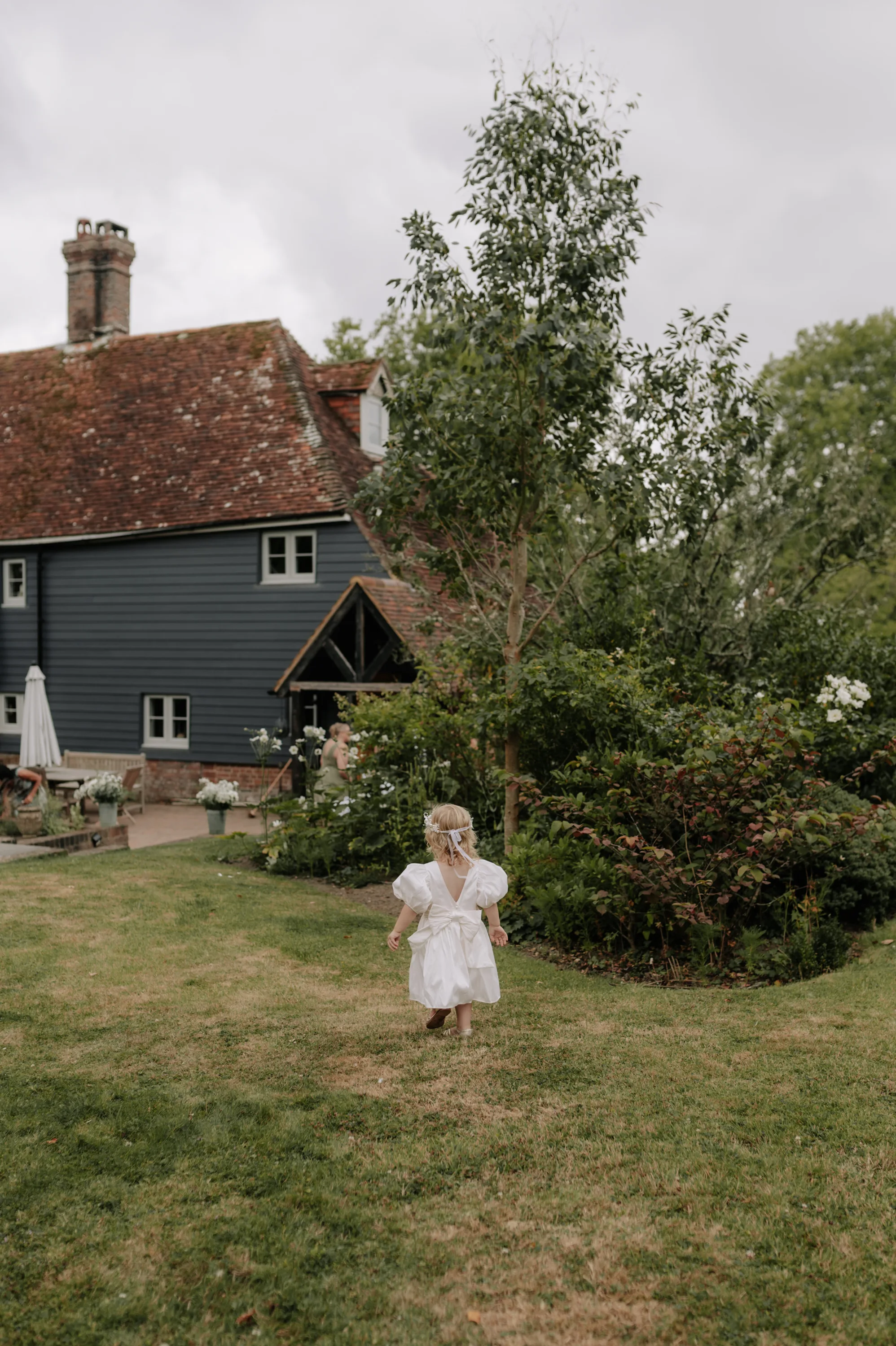 Mercedes Ed Wedding Lucy Dracott Photography78 - Italian Wedding Inspiration Meets English Countryside Mercedes Ed Wedding Lucy Dracott Photography78