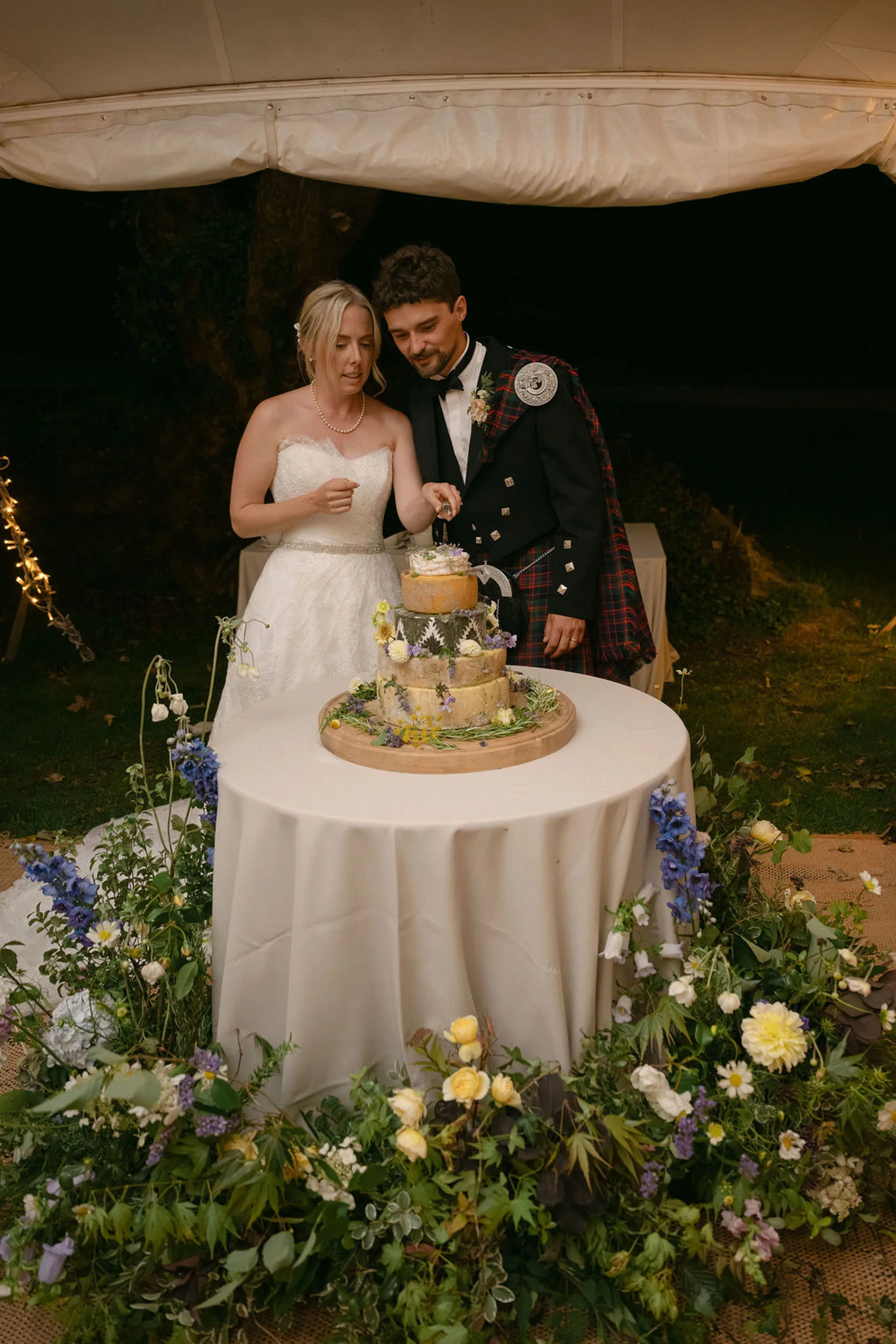 Roscarrock Farm Wedding Cornwall Suzanne Neville Bride.178