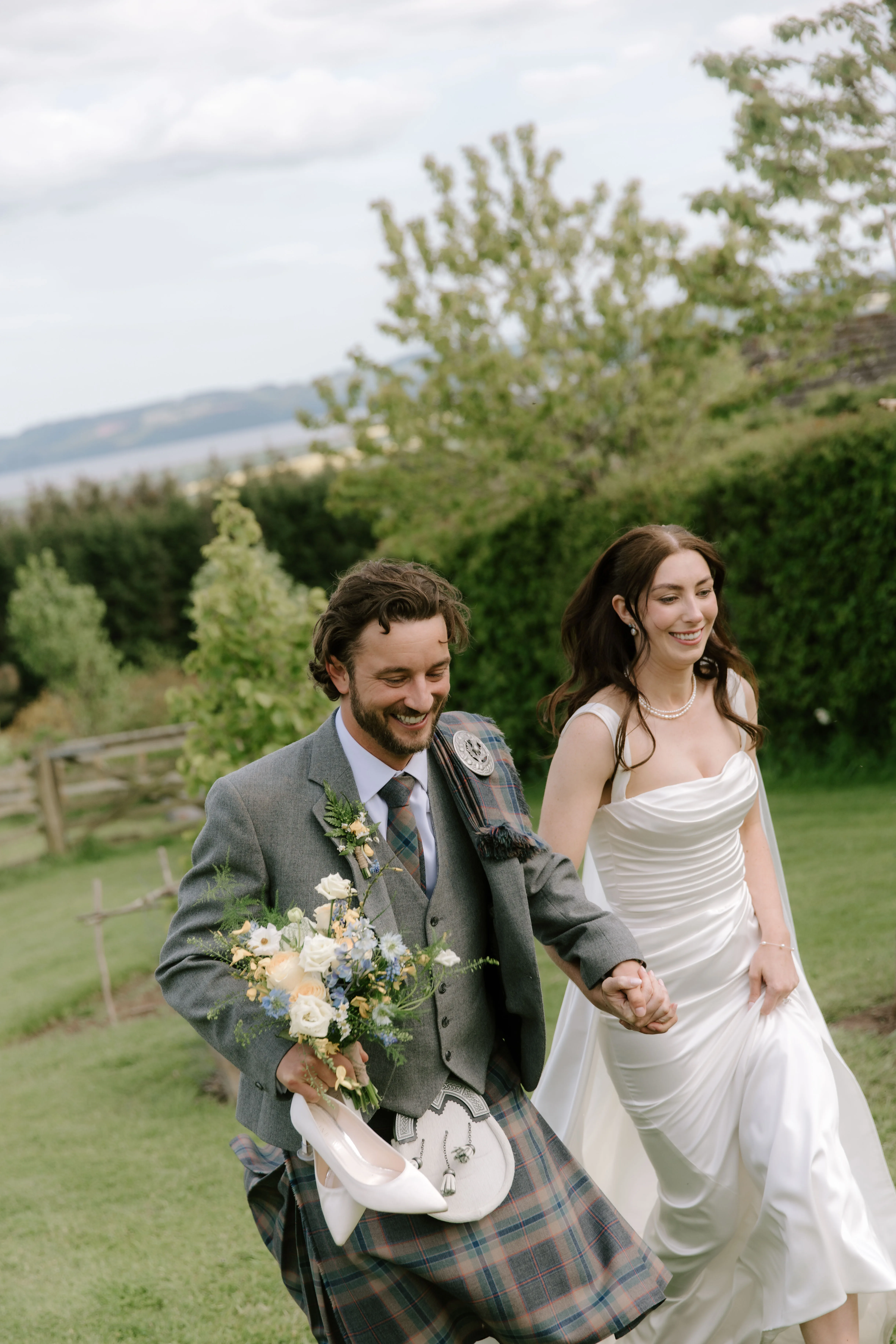 A wedding at Guardswell Farm