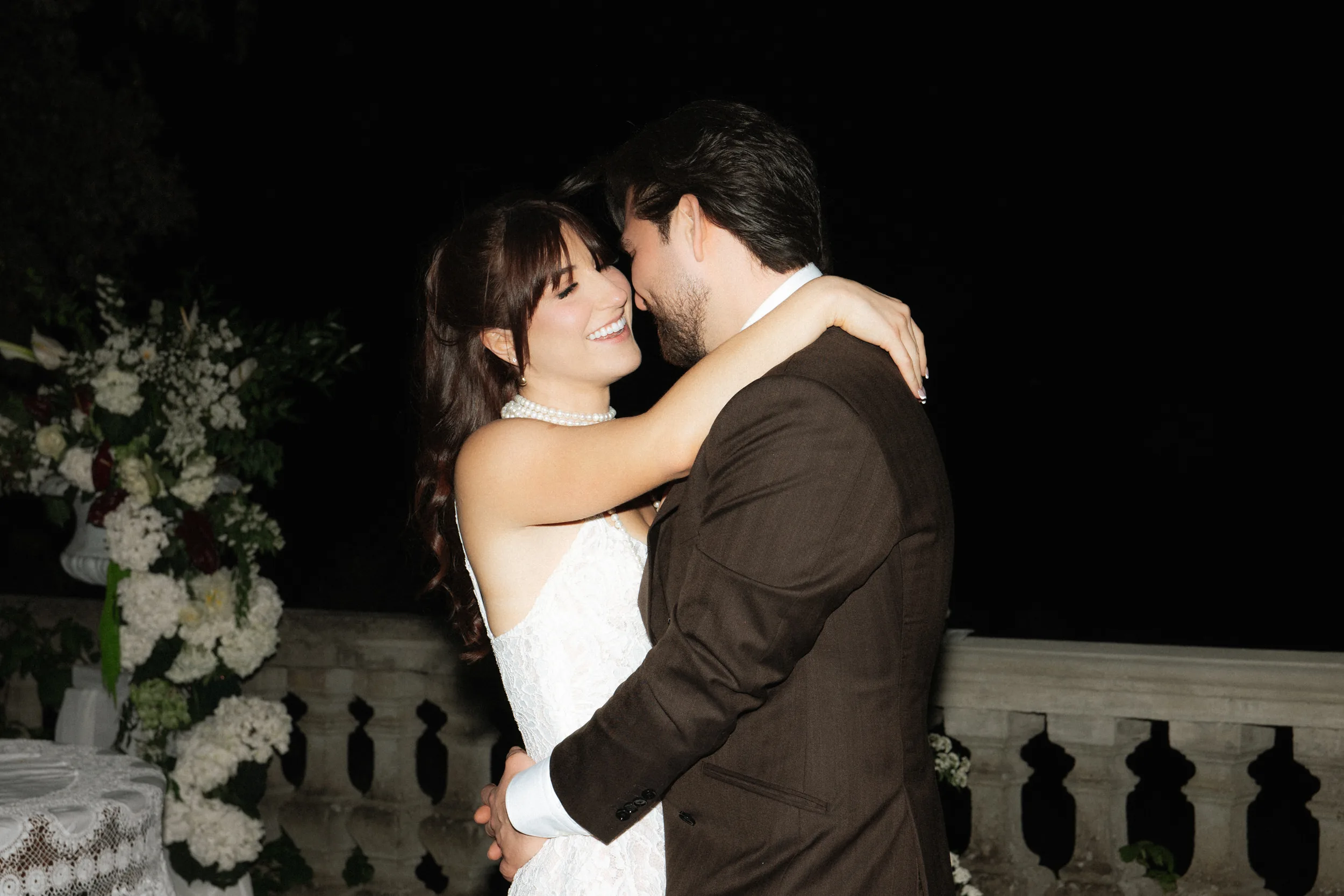Intimate wedding at Villa Belvedere in Tuscany Tori Kevyn By Bernadeta Kupiec 25 - Tori & Kevyn’s Laid Back Villa Belvedere Wedding in Tuscany Intimate wedding at Villa Belvedere in Tuscany Tori Kevyn By Bernadeta Kupiec 25