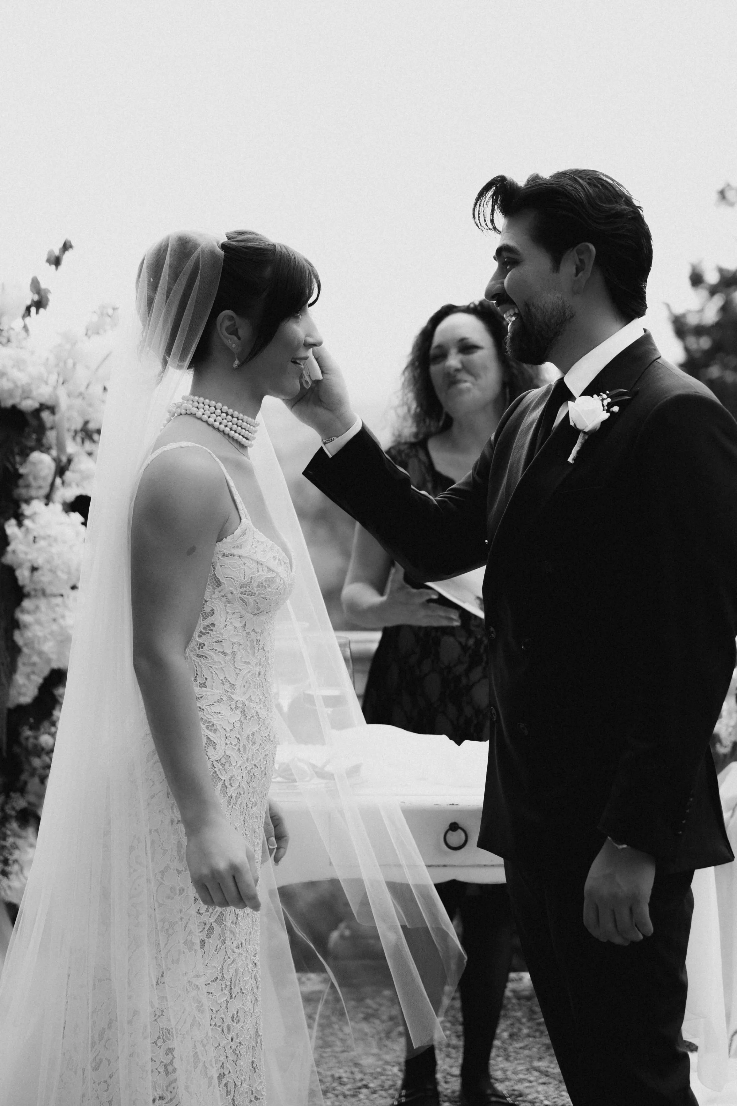 Intimate wedding at Villa Belvedere in Tuscany Tori Kevyn By Bernadeta Kupiec 39 - Tori & Kevyn’s Laid Back Villa Belvedere Wedding in Tuscany Intimate wedding at Villa Belvedere in Tuscany Tori Kevyn By Bernadeta Kupiec 39