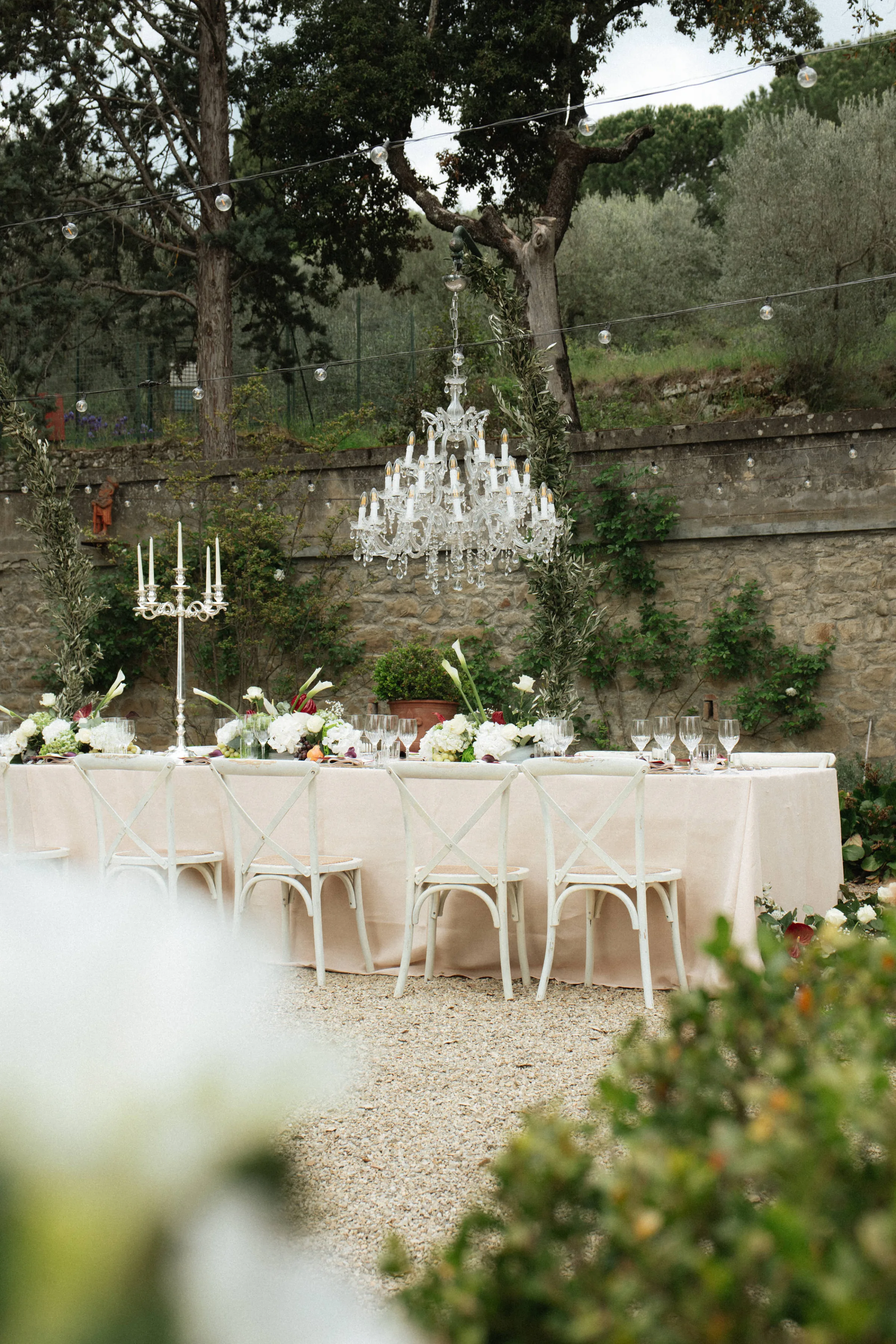 Intimate wedding at Villa Belvedere in Tuscany Tori Kevyn By Bernadeta Kupiec 63 - Tori & Kevyn’s Laid Back Villa Belvedere Wedding in Tuscany Intimate wedding at Villa Belvedere in Tuscany Tori Kevyn By Bernadeta Kupiec 63