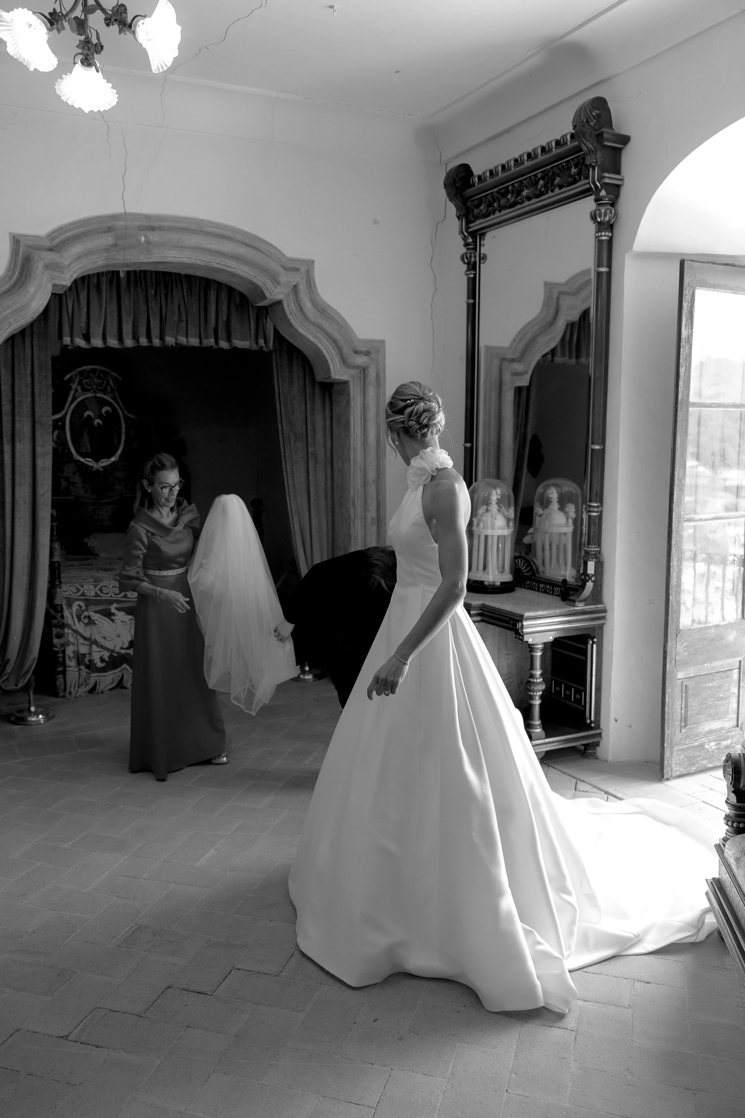 Pronovias bride Barcelona wedding Castell de Sant Marti de Tous.24 - Gaëlle Wore Pronovias For Her Wedding at Castell de Sant Martí de Tous in Barcelona Pronovias bride Barcelona wedding Castell de Sant Marti de Tous.24